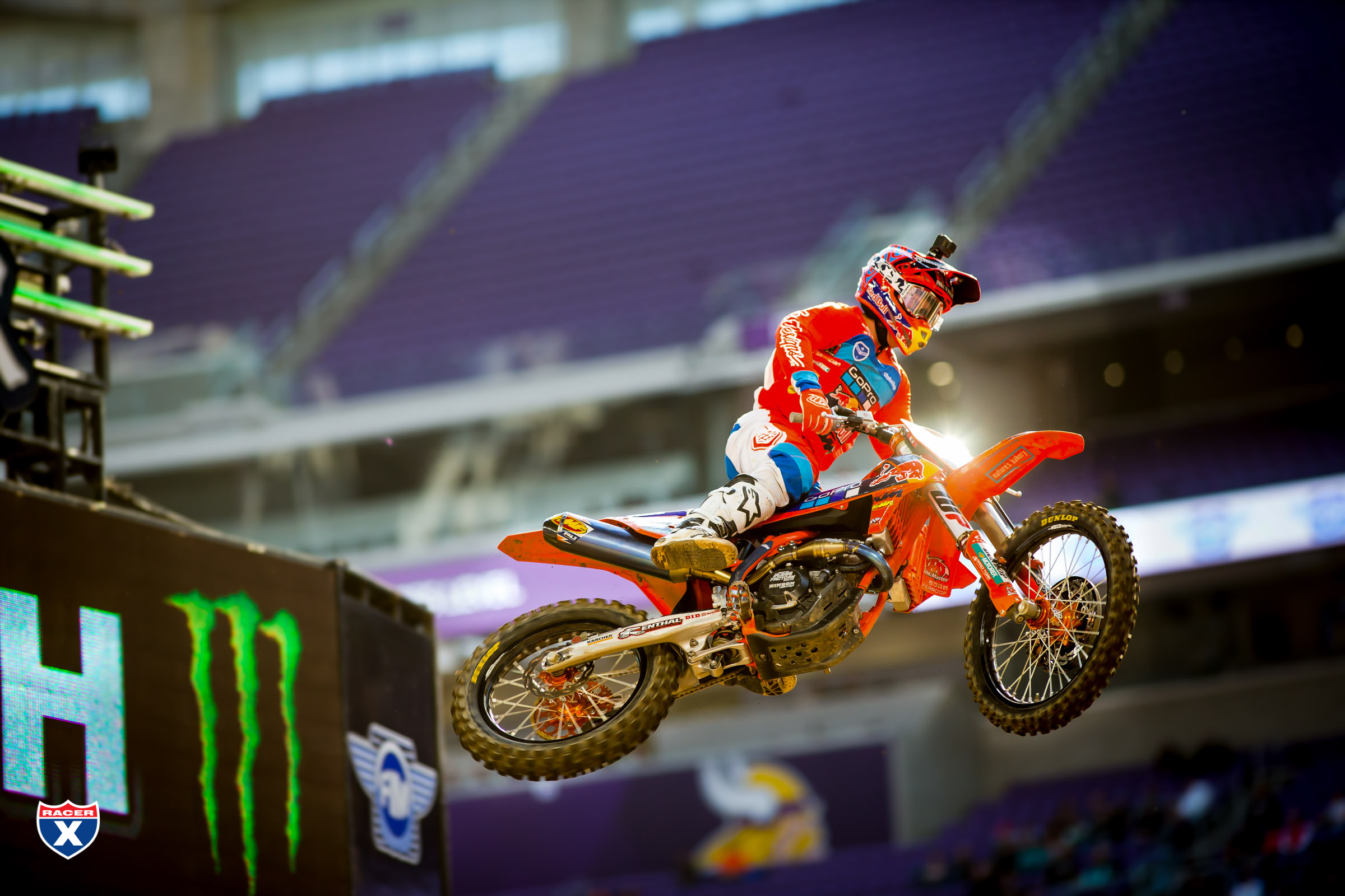 Smith_SX17_Minneapolis_RS_0294