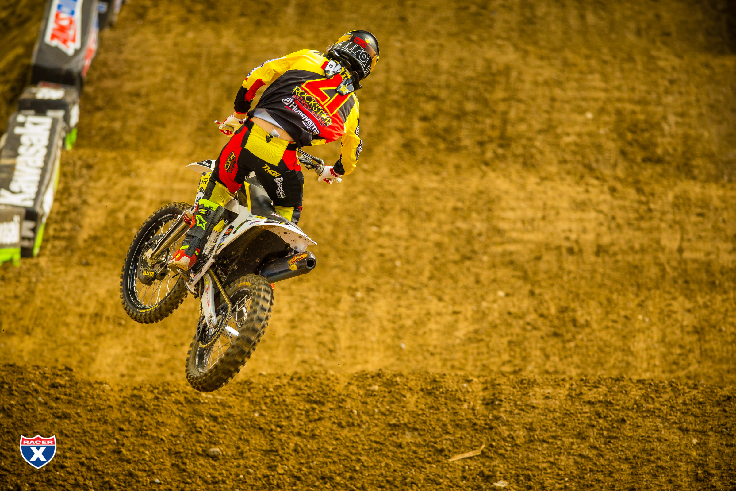 Anderson_SX17_Minny_JK_1025