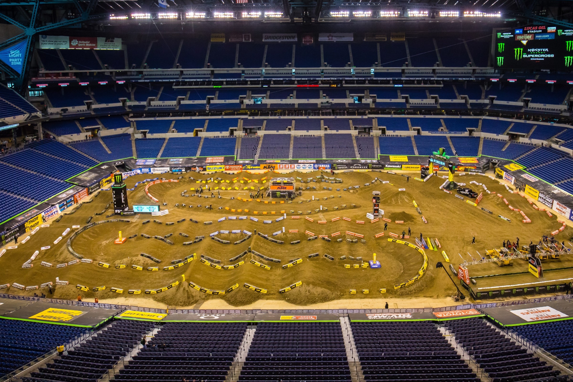 Gallery Indianapolis Supercross Racer X