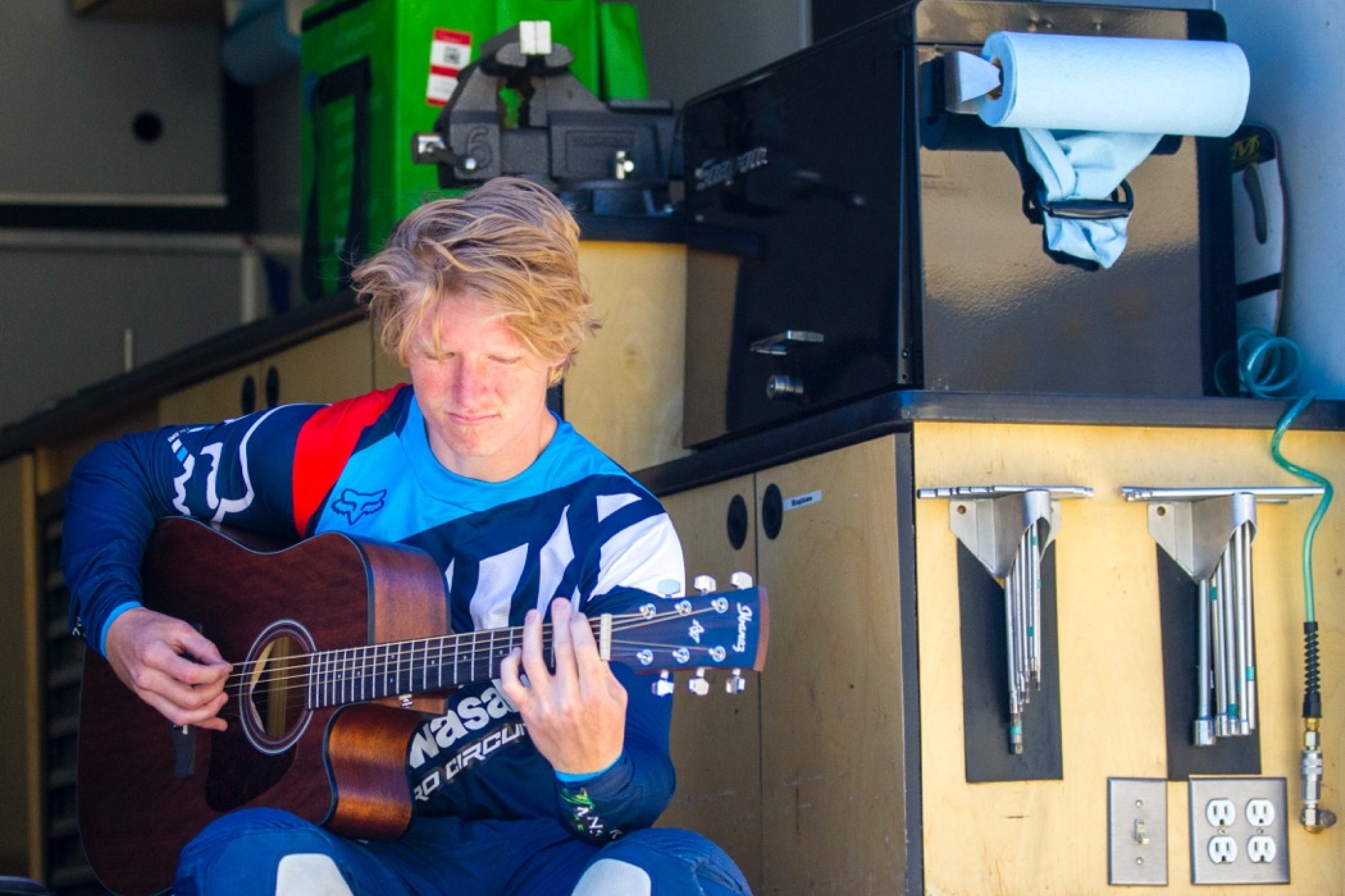 Racer X Films: Justin Hill