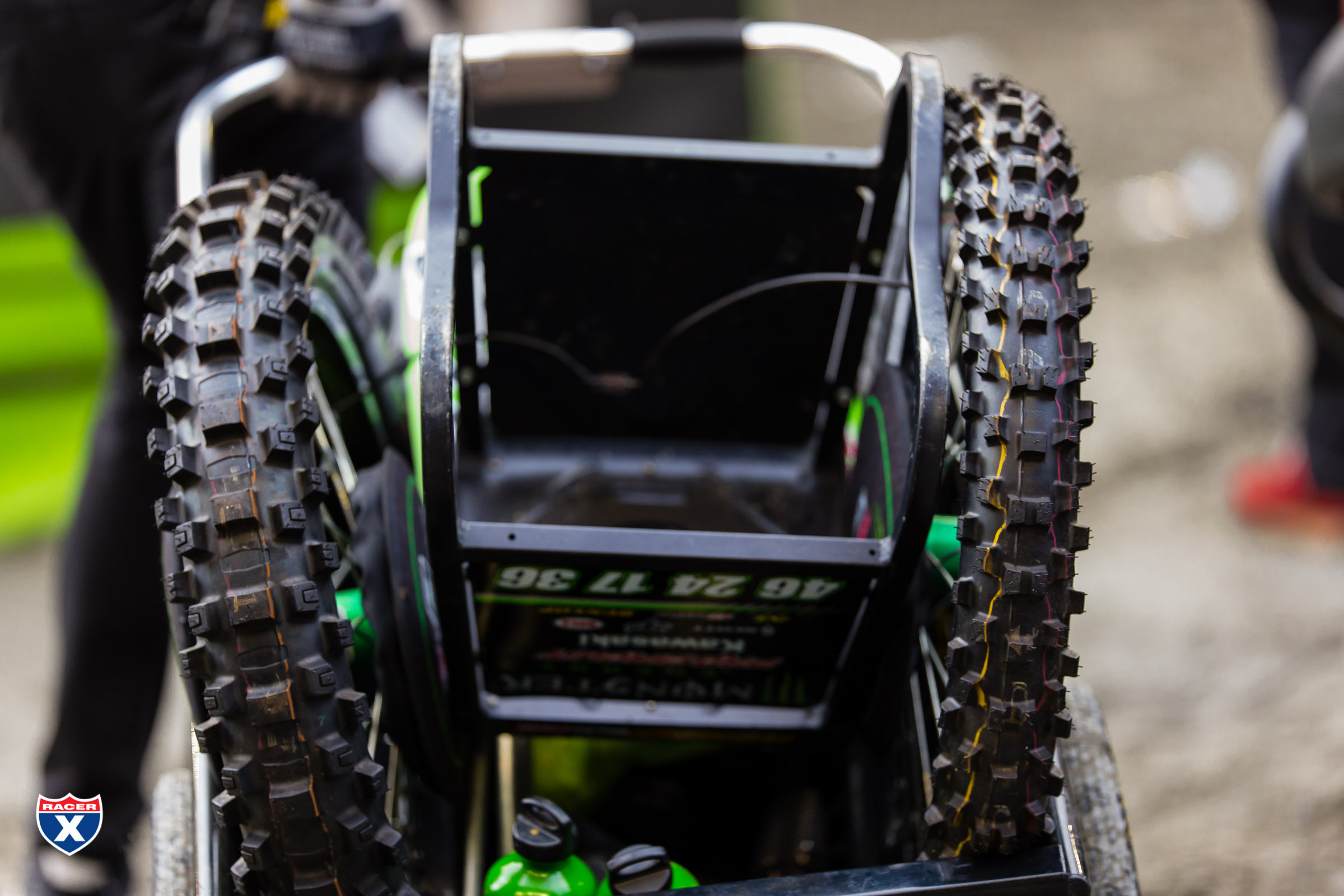 Pits_SX17_Seattle_JK_1284