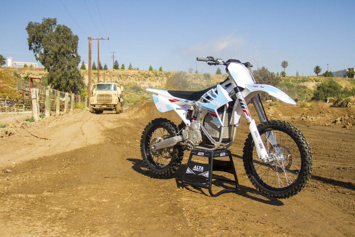 2017-04-12_kscott_Alta-Milestone_