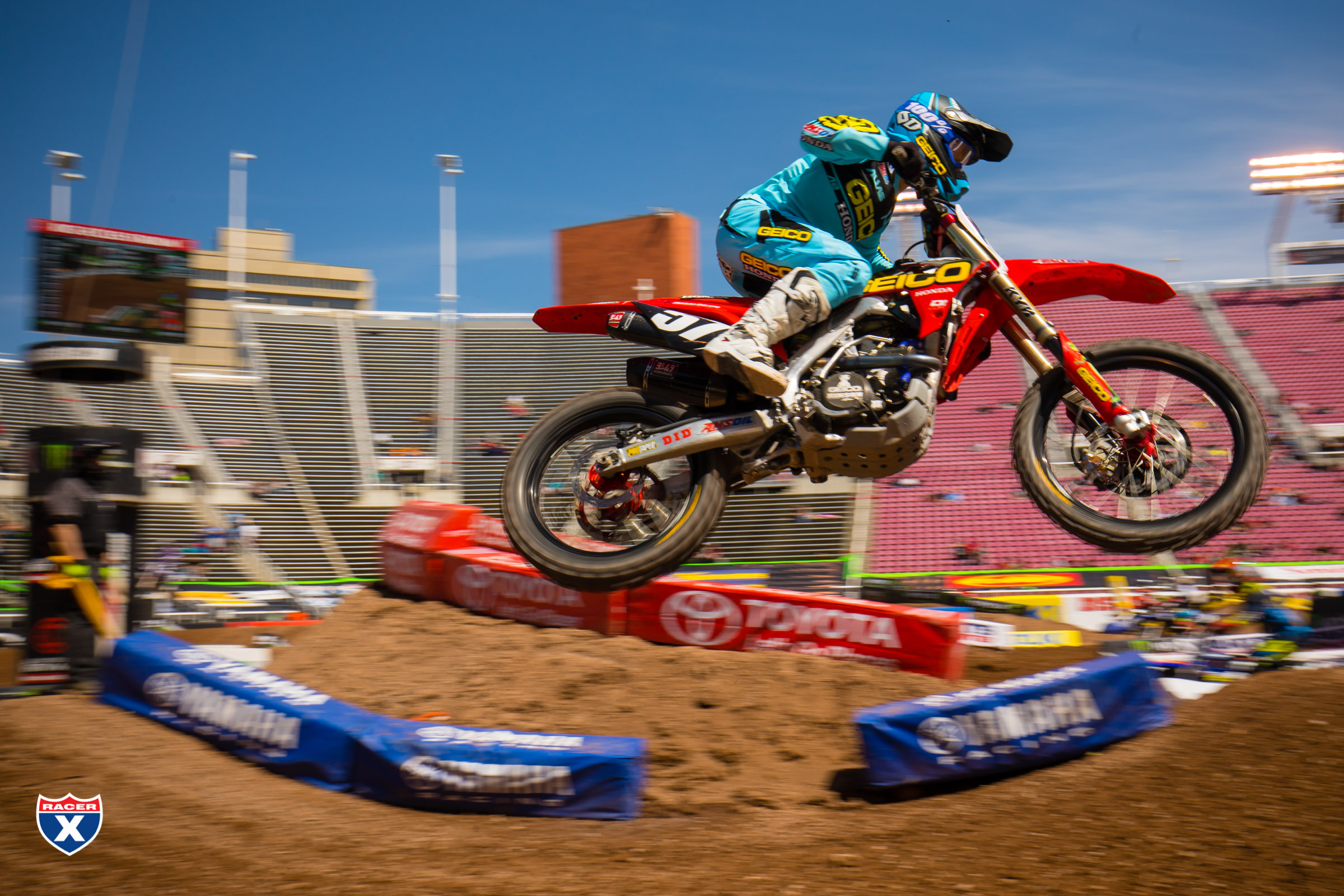 Decotis_SX17_SLC_JK_1463