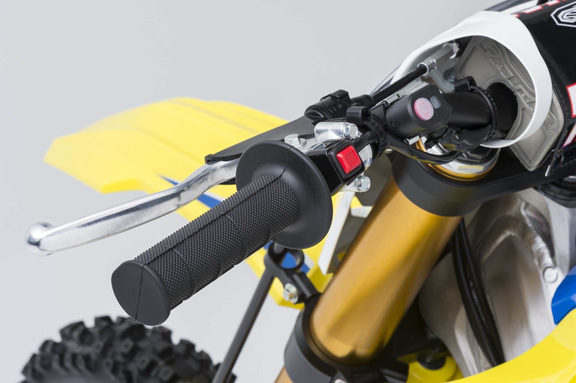 L8_RM-Z450_Detail_321