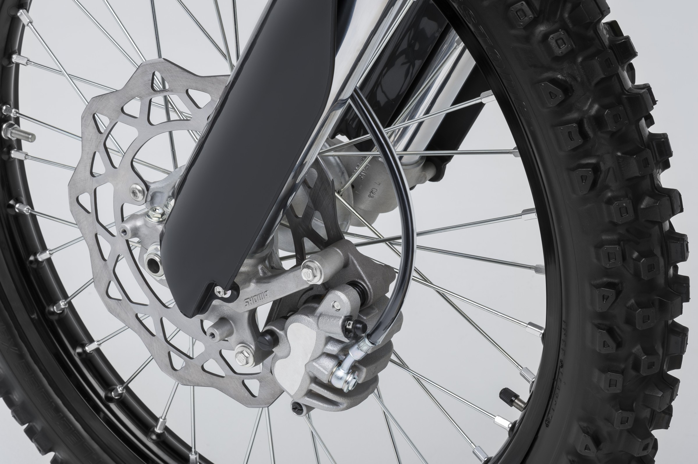 L8_RM-Z450_Detail_317