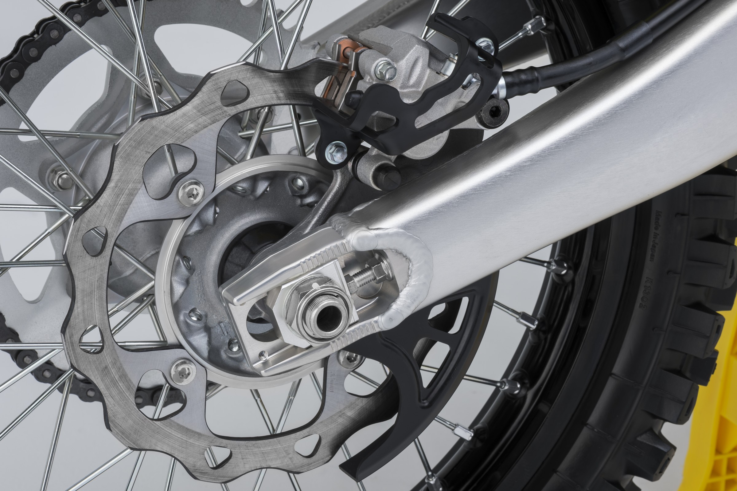 L8_RM-Z450_Detail_307