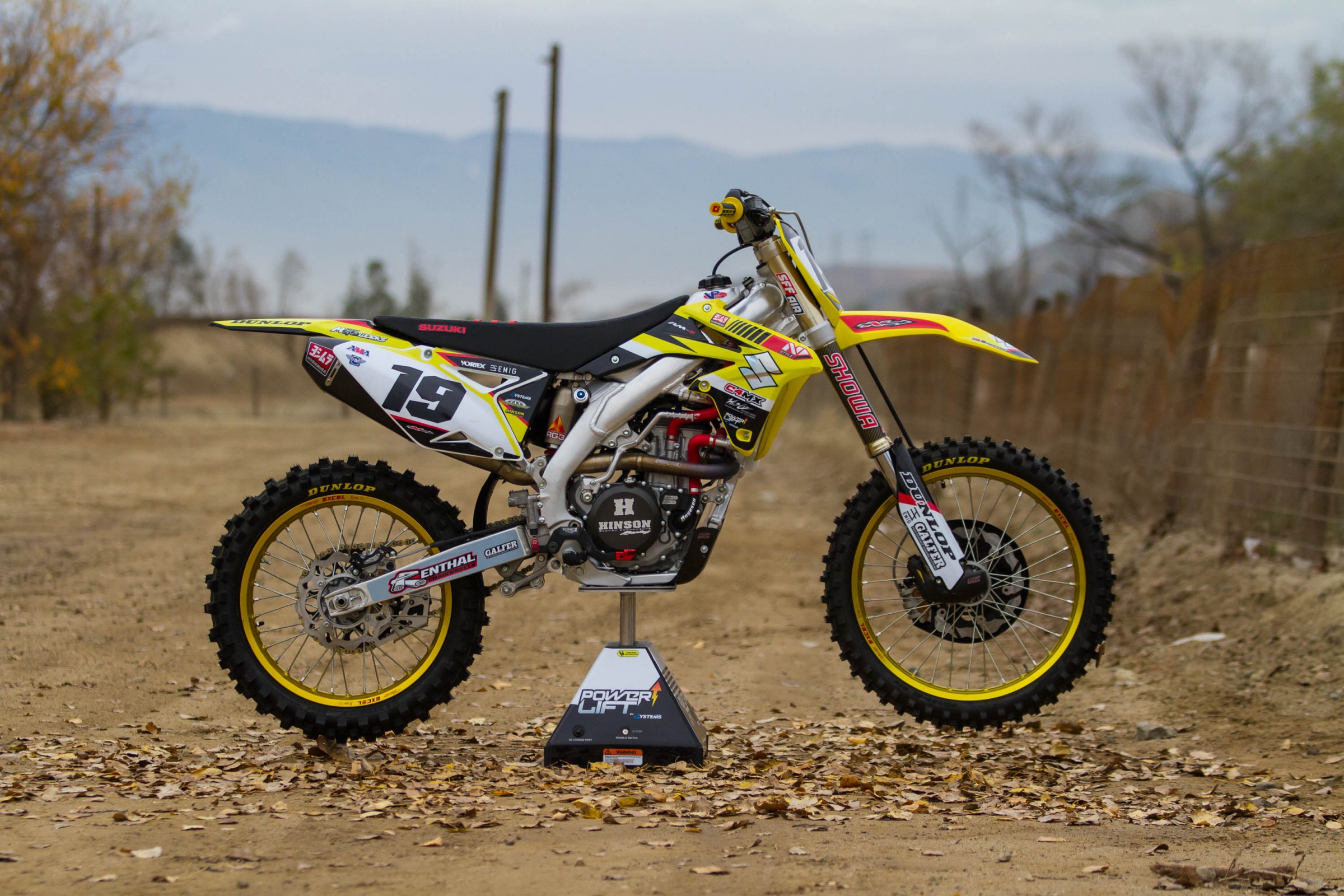 riz Racer X Films: 2017 Suzuki RM-Z450 Build - Racer X