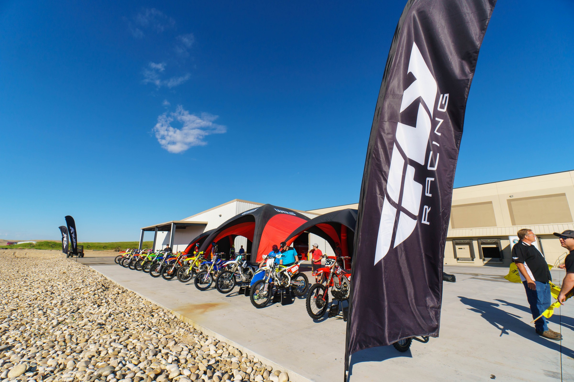 FLYJune17-Cudby-0013