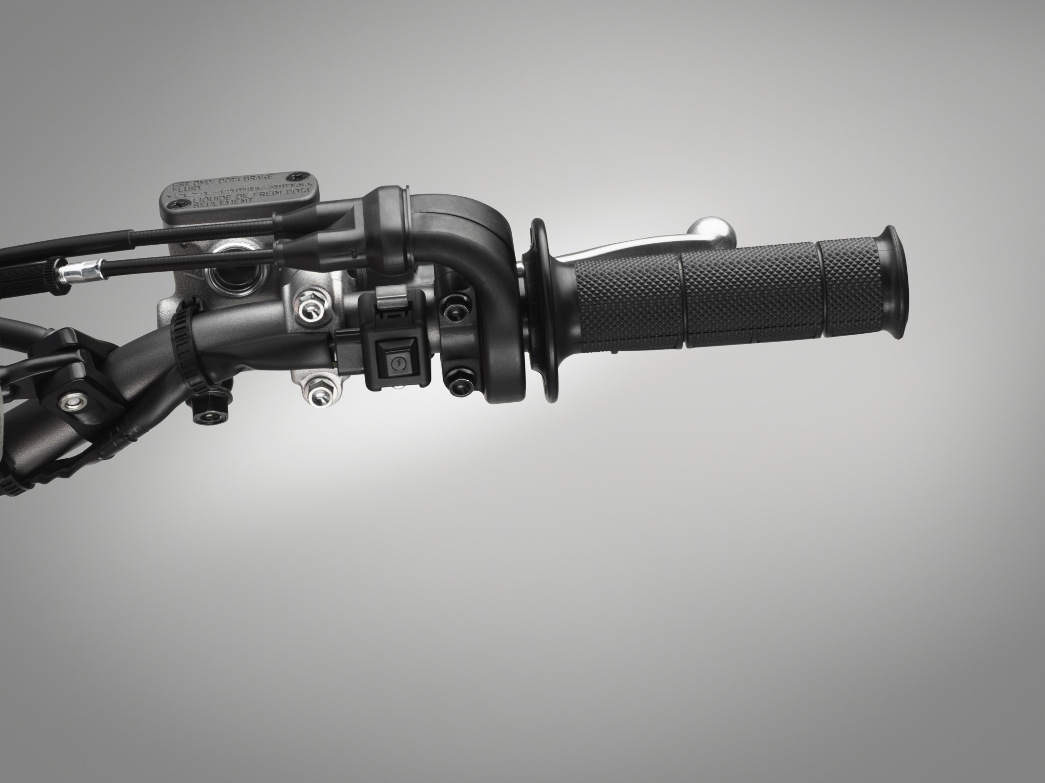 18_CRF250R_STARTBUTTON