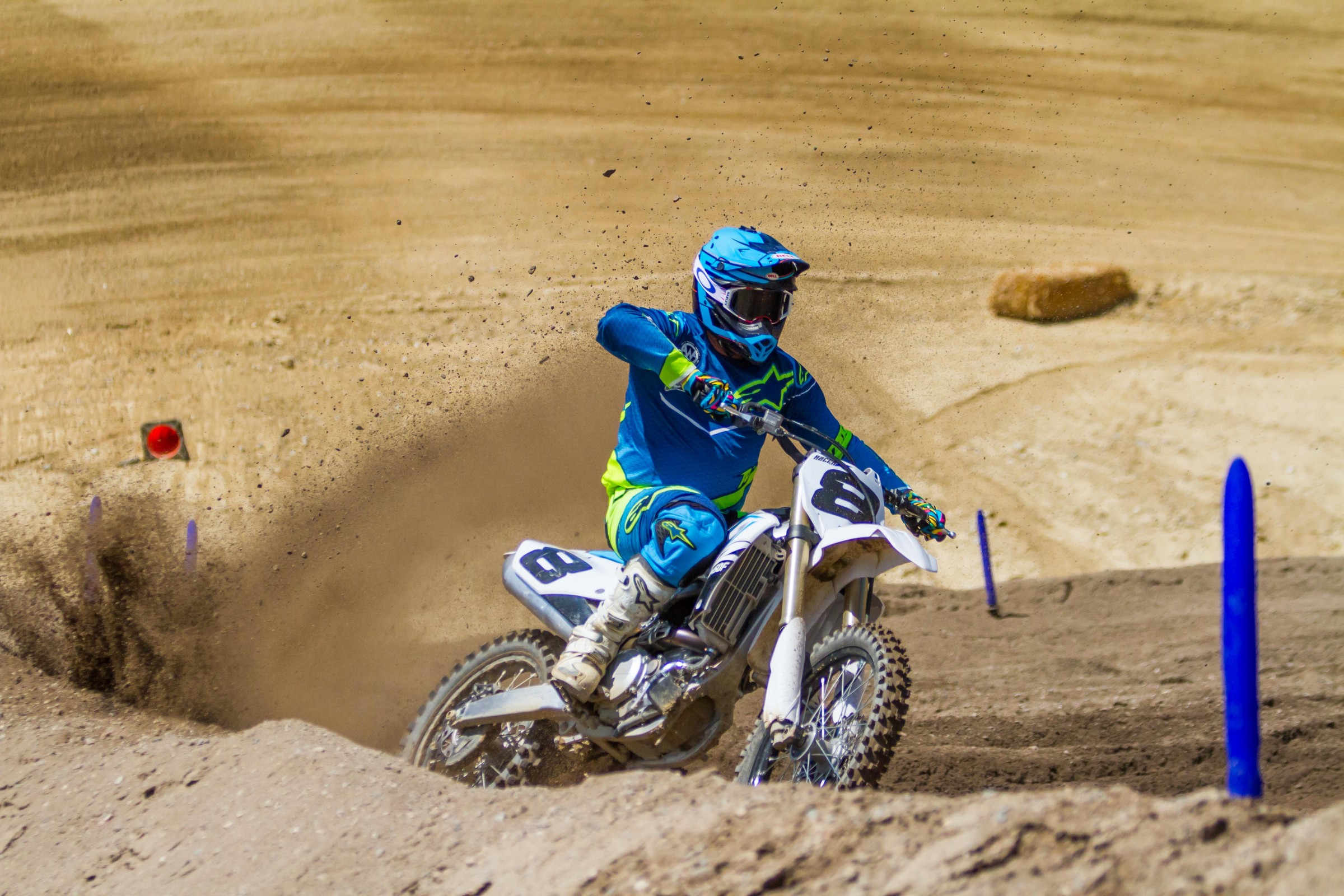 Racer X Films: 2018 Yamaha YZ450 Intro - Racer X