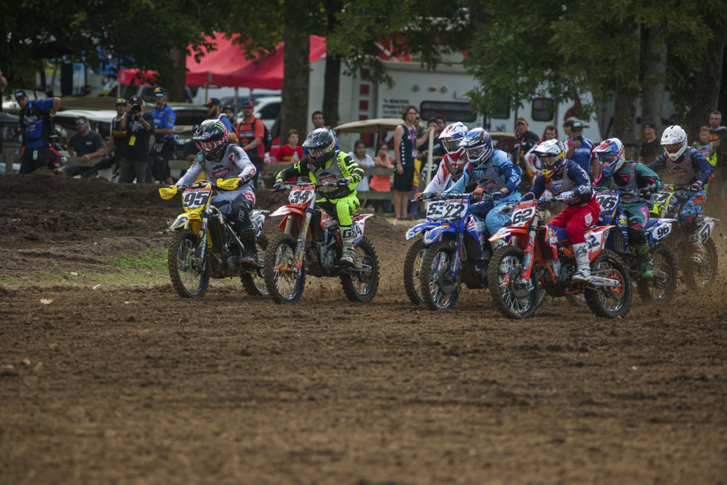 5 Things We Learned: Loretta Lynn's, Friday