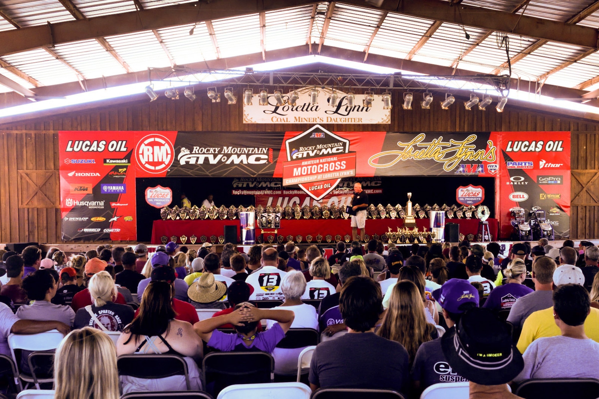 5 Things We Learned: Loretta Lynn’s, Saturday