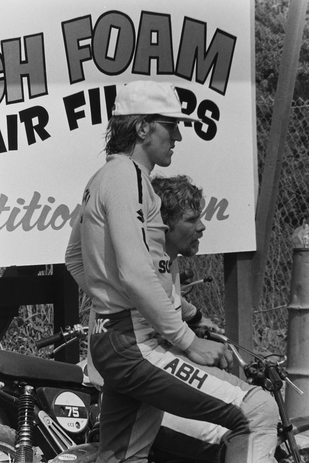 Wolsink and Mikkola during the riders meeting.
