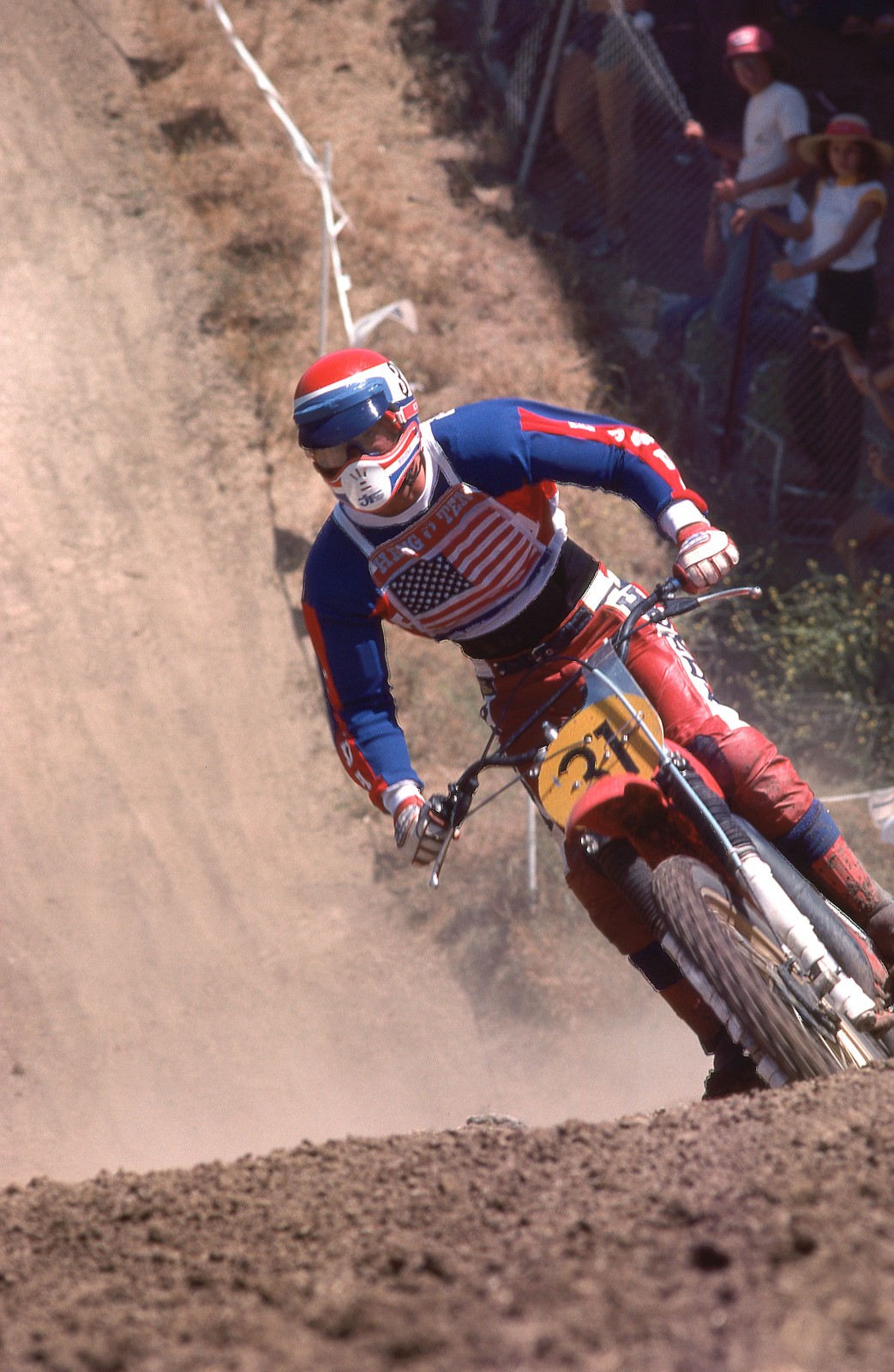 In 1977 Jim Pomeroy became the first American to win a moto at the Carlsbad 500cc USGP.