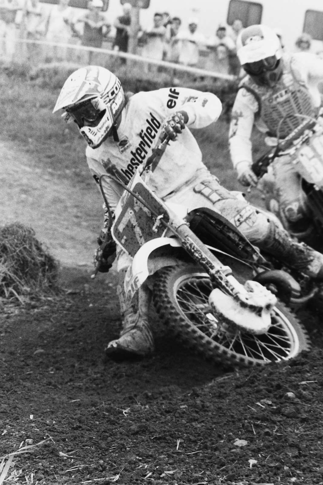 Alex Puzar (71) earned Italy its first-ever FIM 250cc World Championship in 1990.