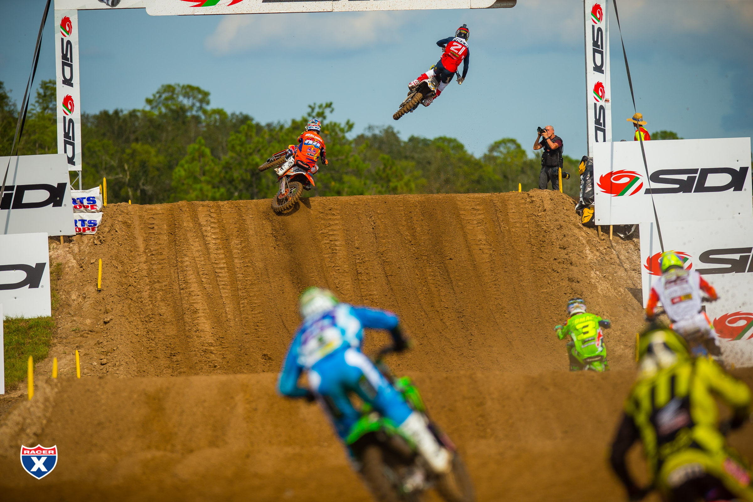 Multiple_MX17_USGP_JK_1287