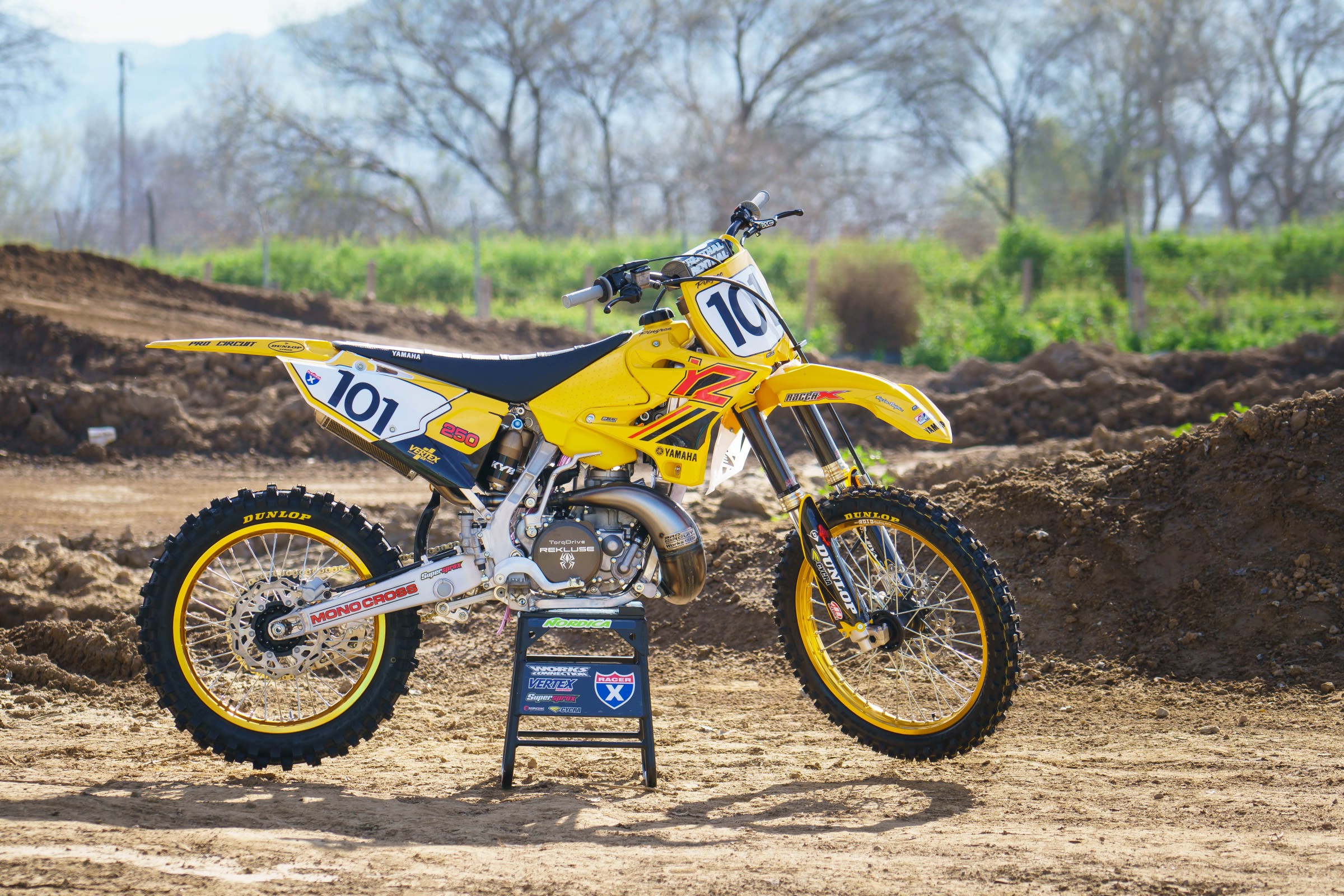 Racer X Films: Garage Build 2017 Yamaha YZ250