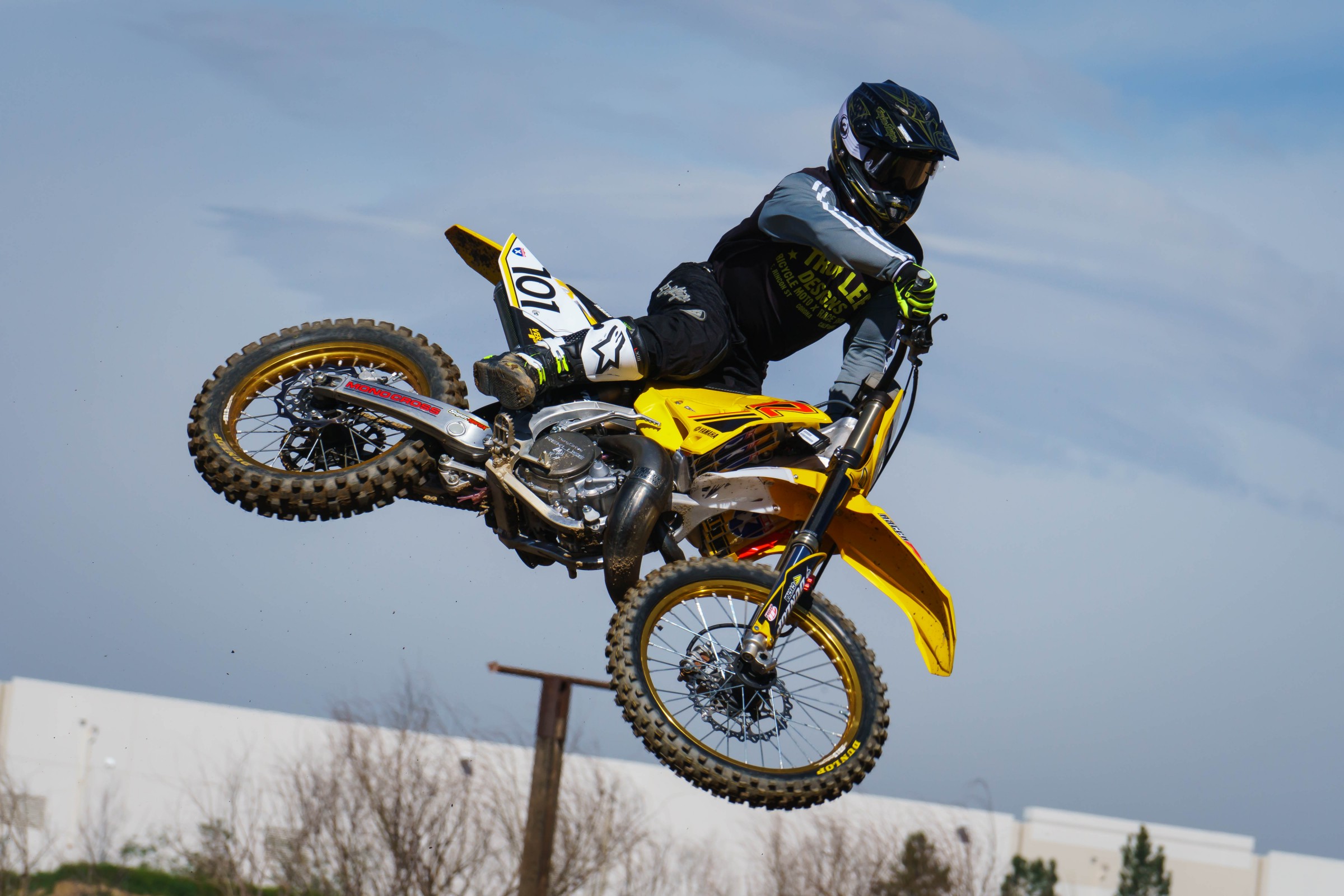 Racer X Films Garage Build 2017 Yamaha YZ250 Racer X