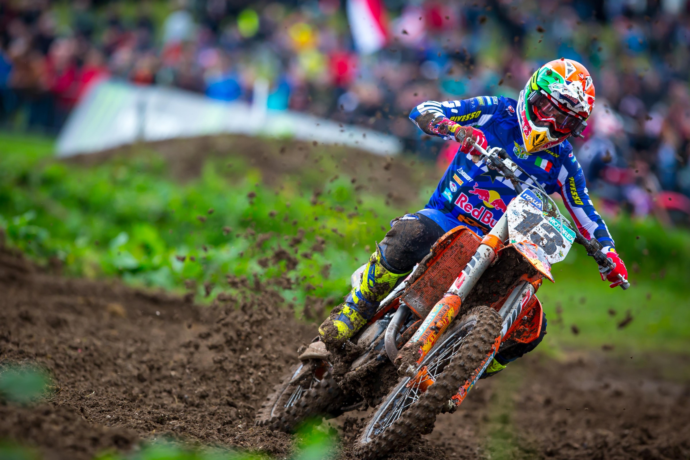 Tough weekend for the nine-time world champ, Antonio Cairoli.