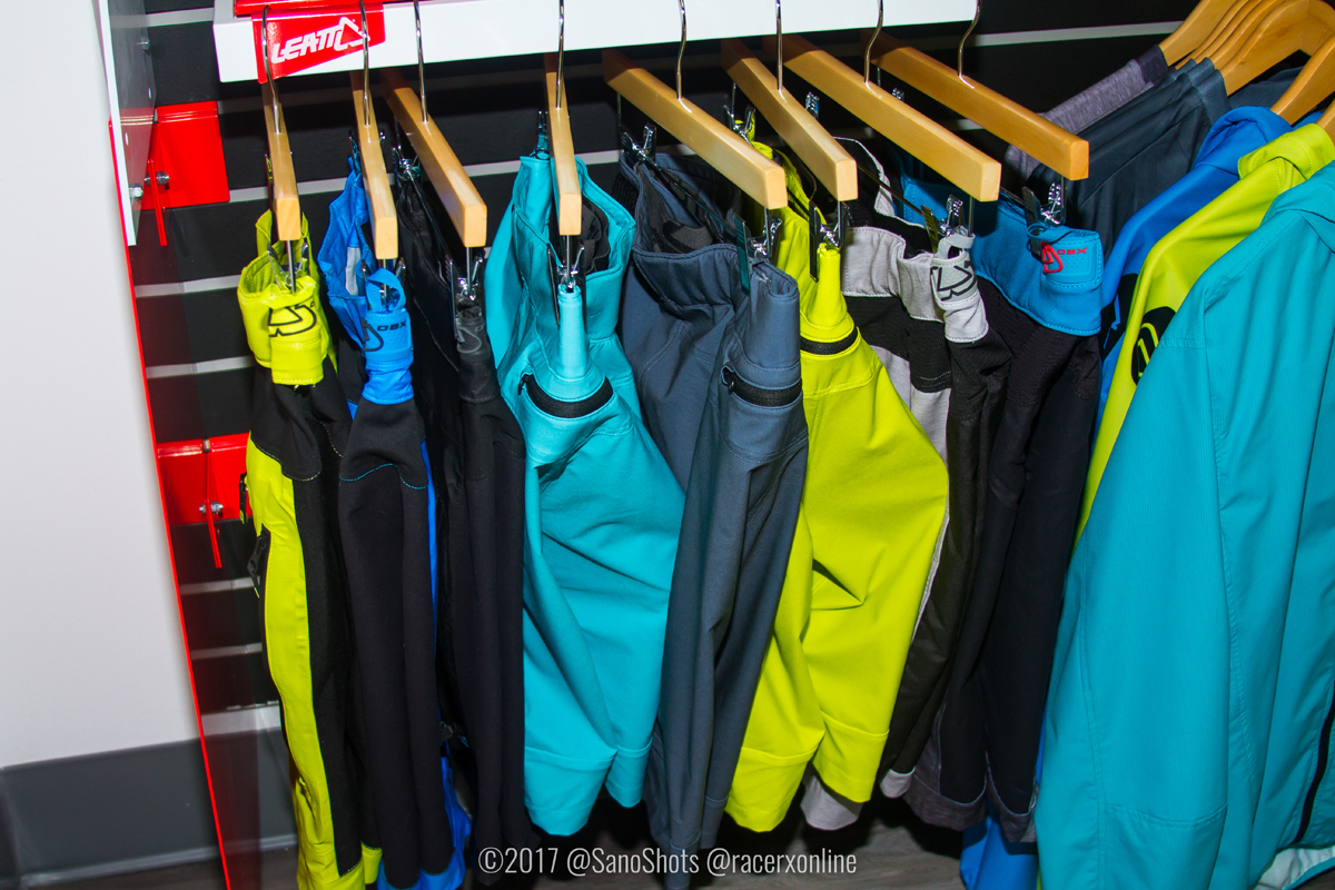 2017-09-29_kScott_Leatt_14_WM