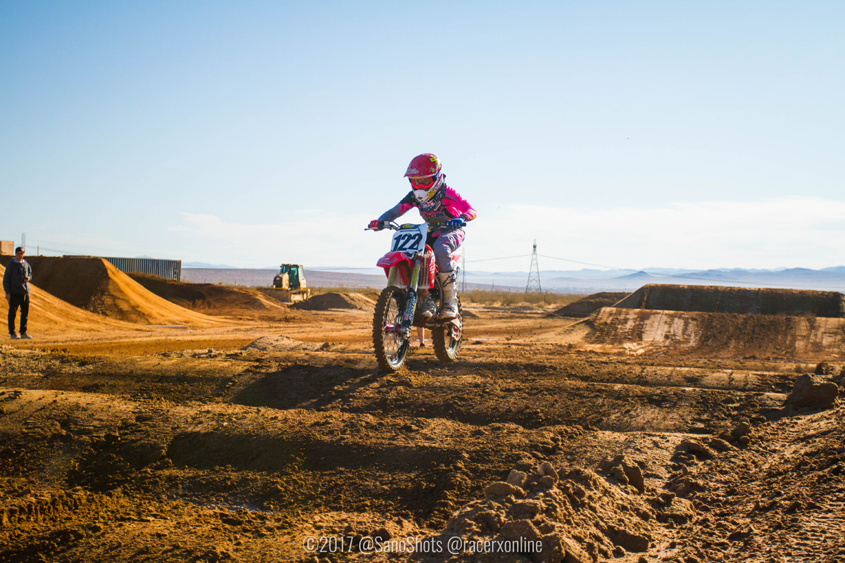 2017-09-25_kScott_Mumford-SX_19_WM