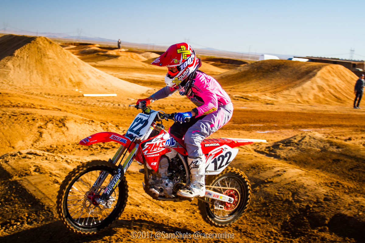 2017-09-25_kScott_Mumford-SX_23_WM