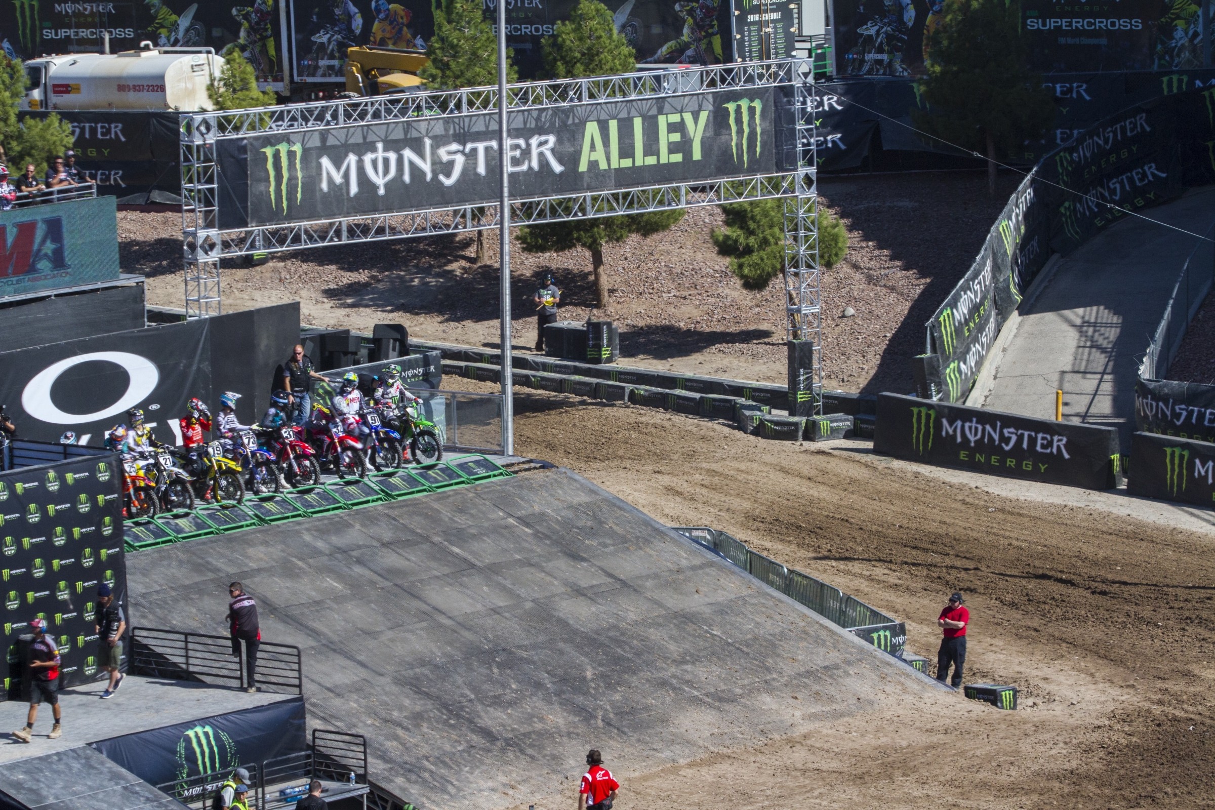 Race Day Feed Monster Energy Cup Racer X