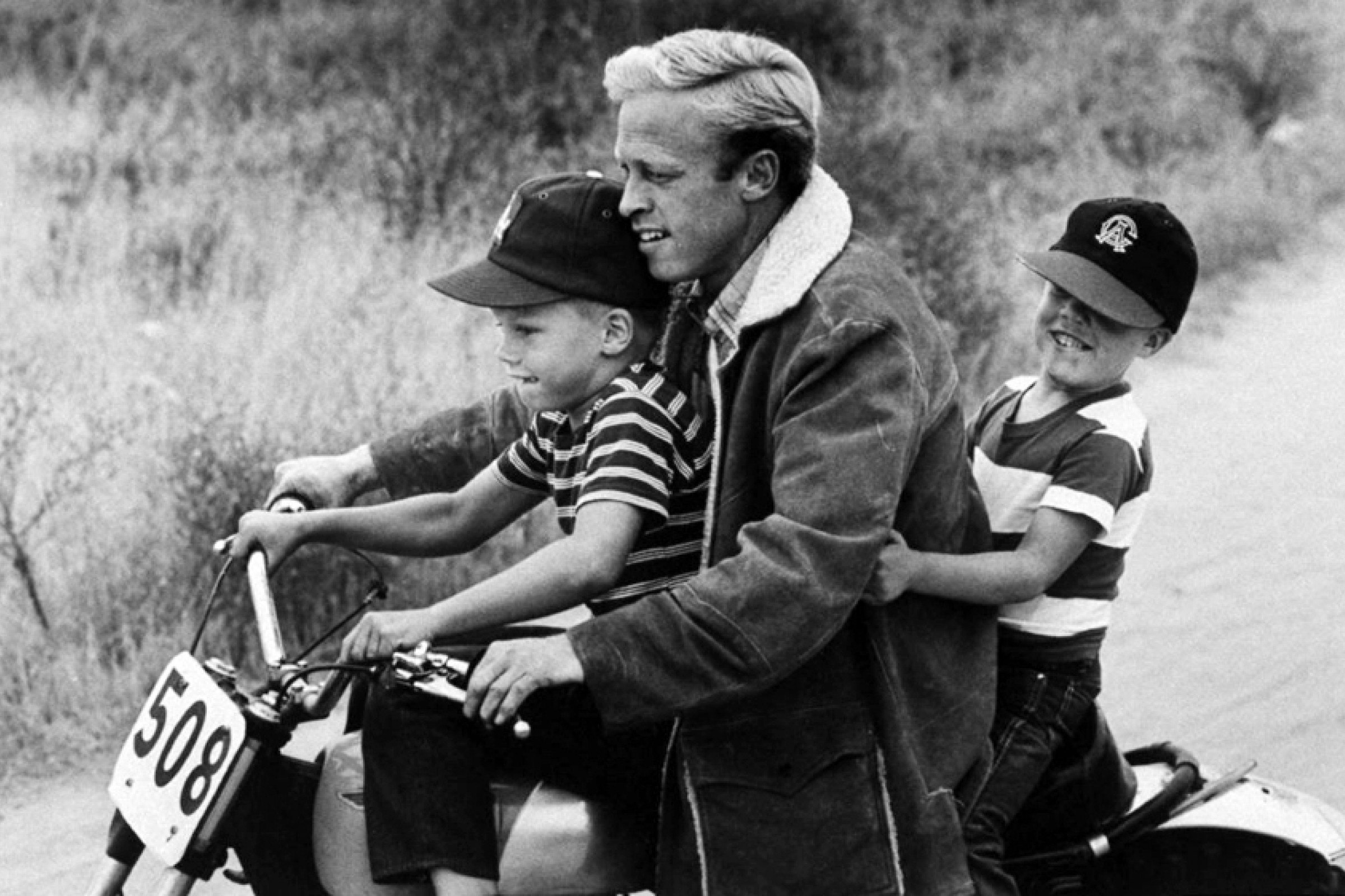 Bruce Brown (1937-2017)