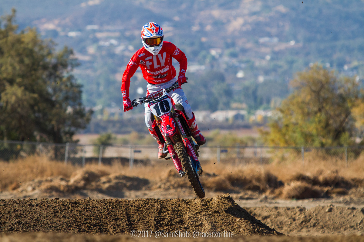 2017-12-19_kScott_Brayton-SX_16_WM