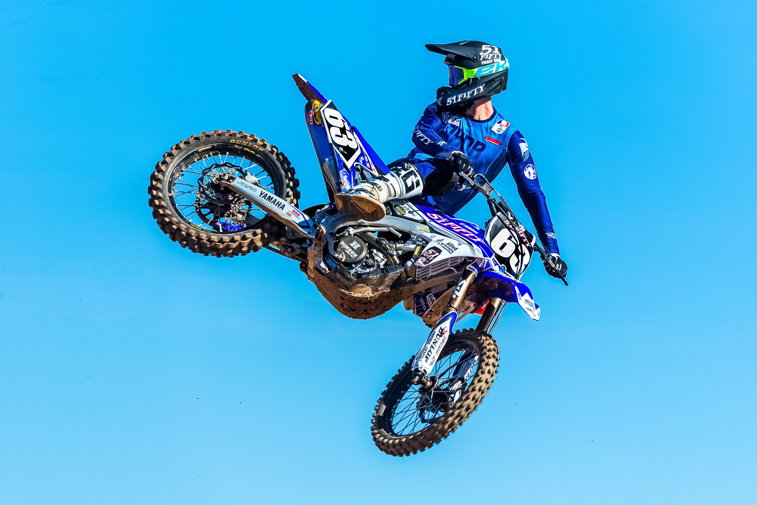 5150,_action,_Melross-ODVX2341-horizontal