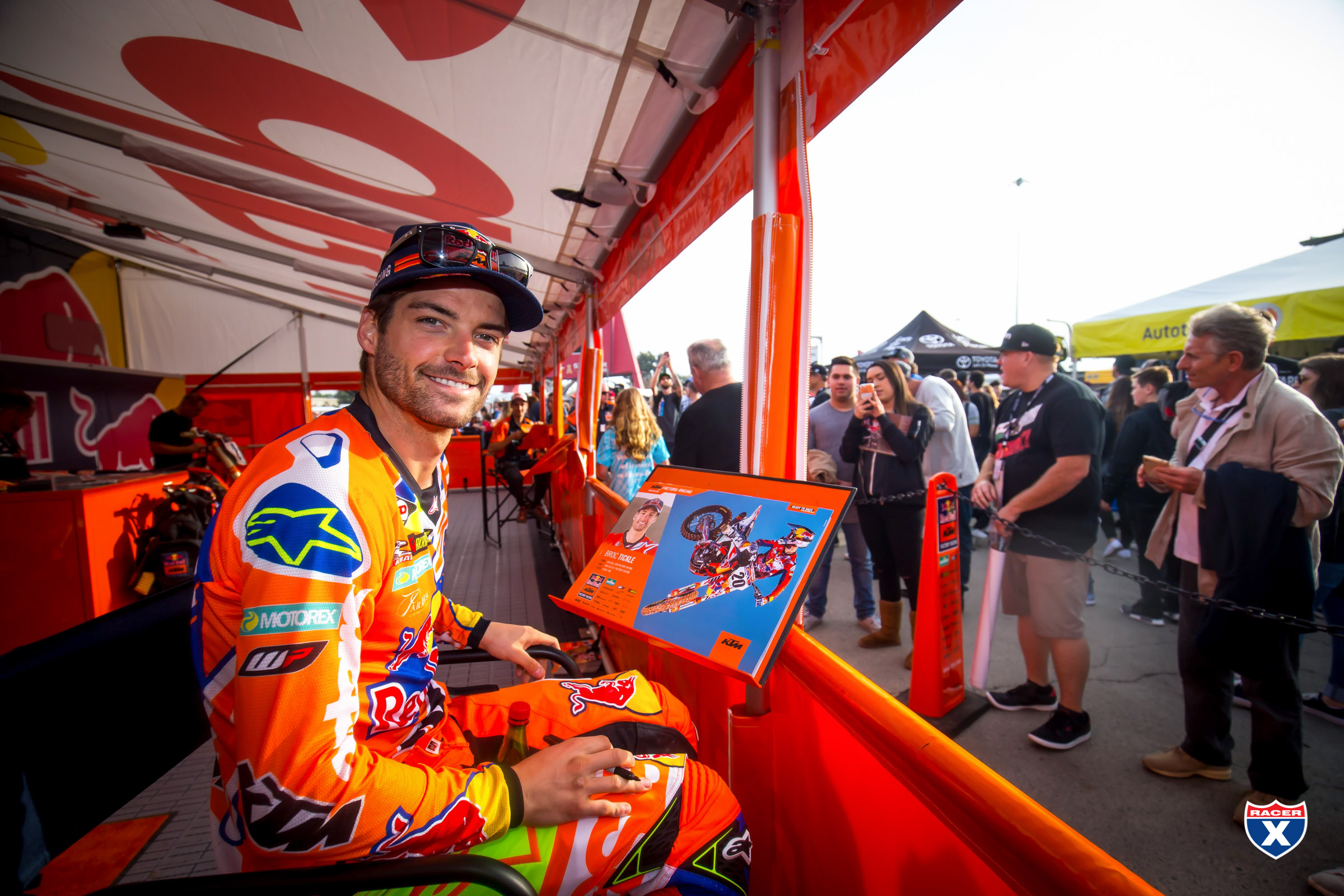 Tickle_SX18_A1_RS_1219