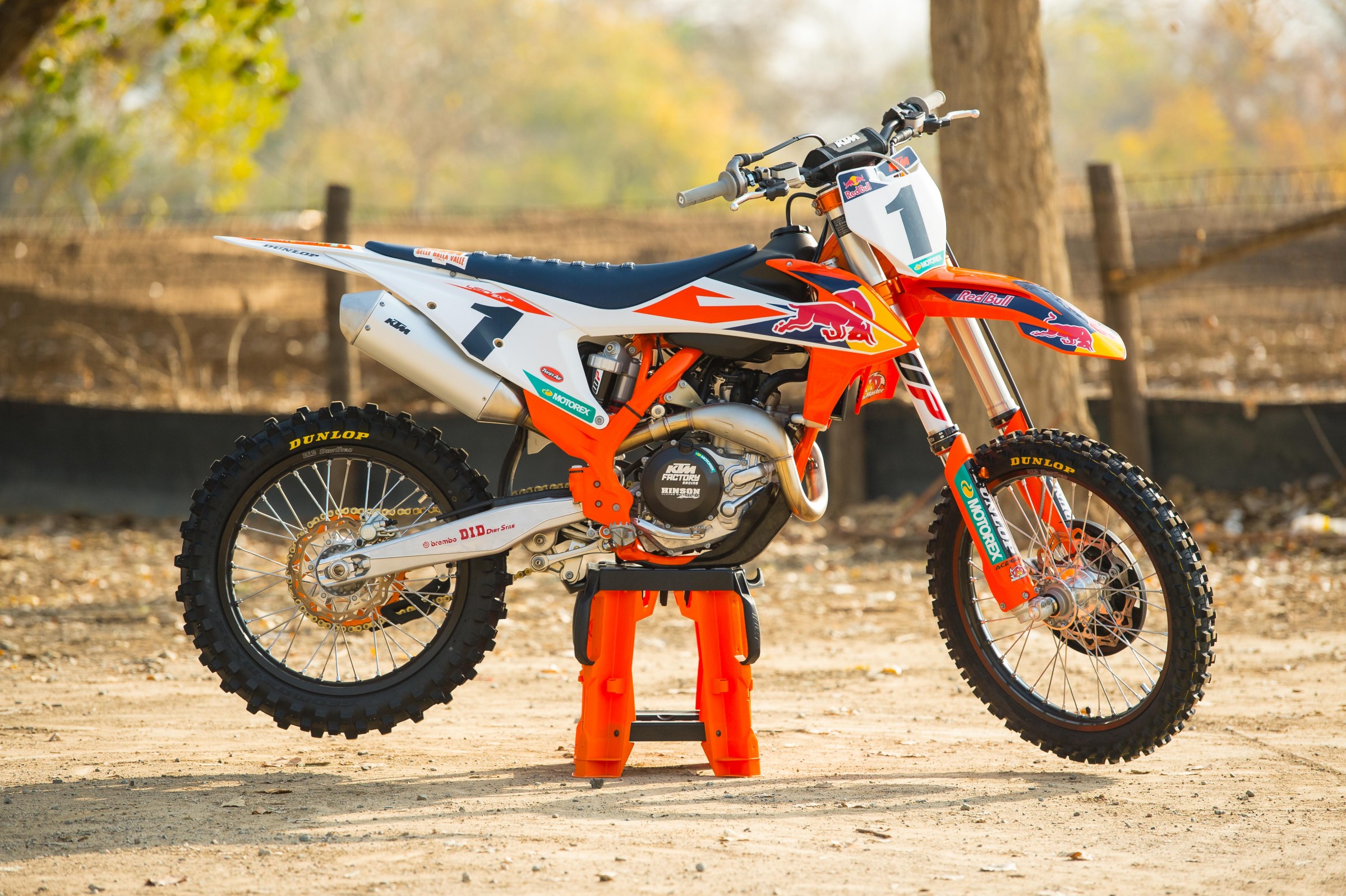 Racer X Films: 2018 KTM 450 SX-F Factory Edition Intro - Racer X