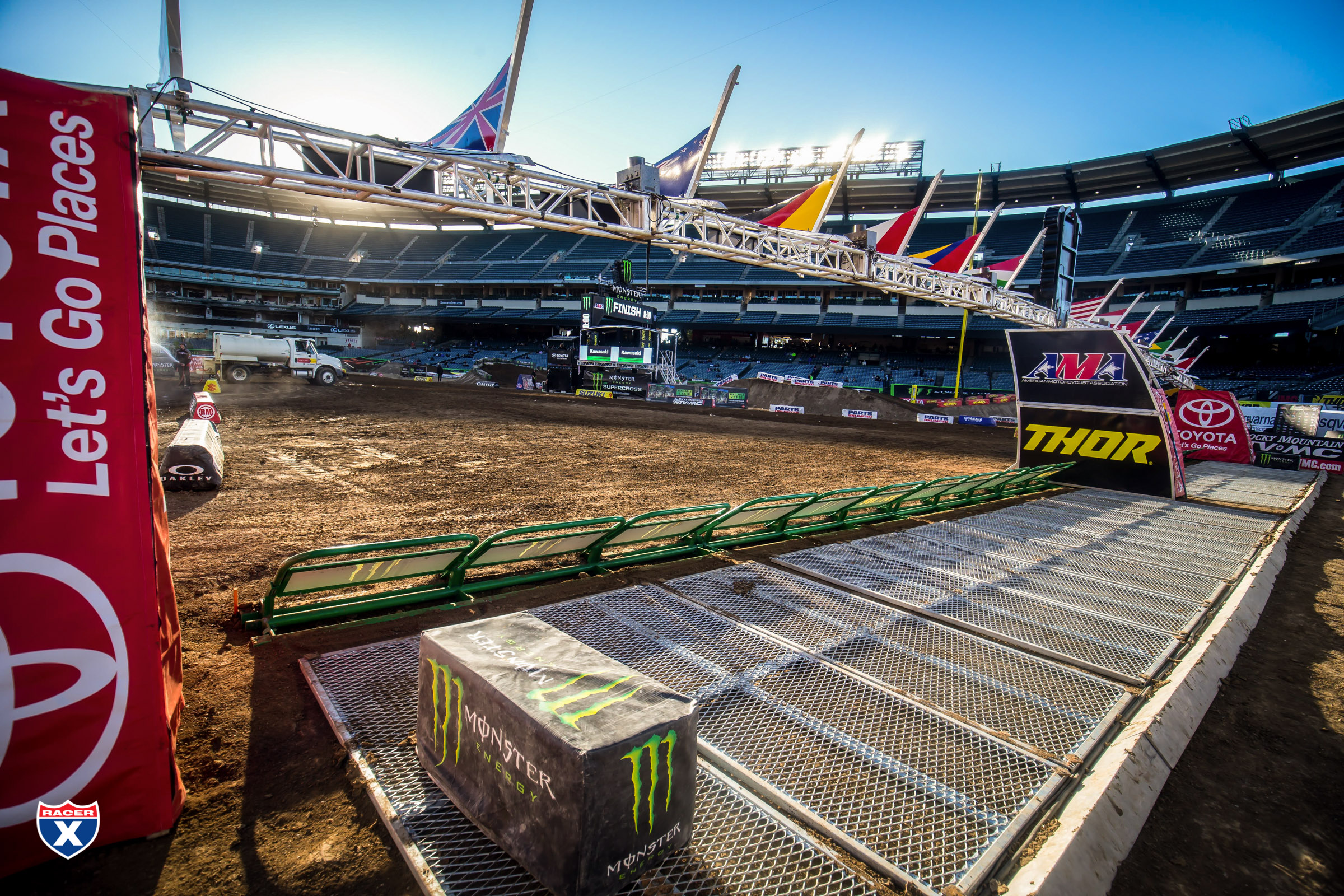 Pits_SX18_A2_RS_0832