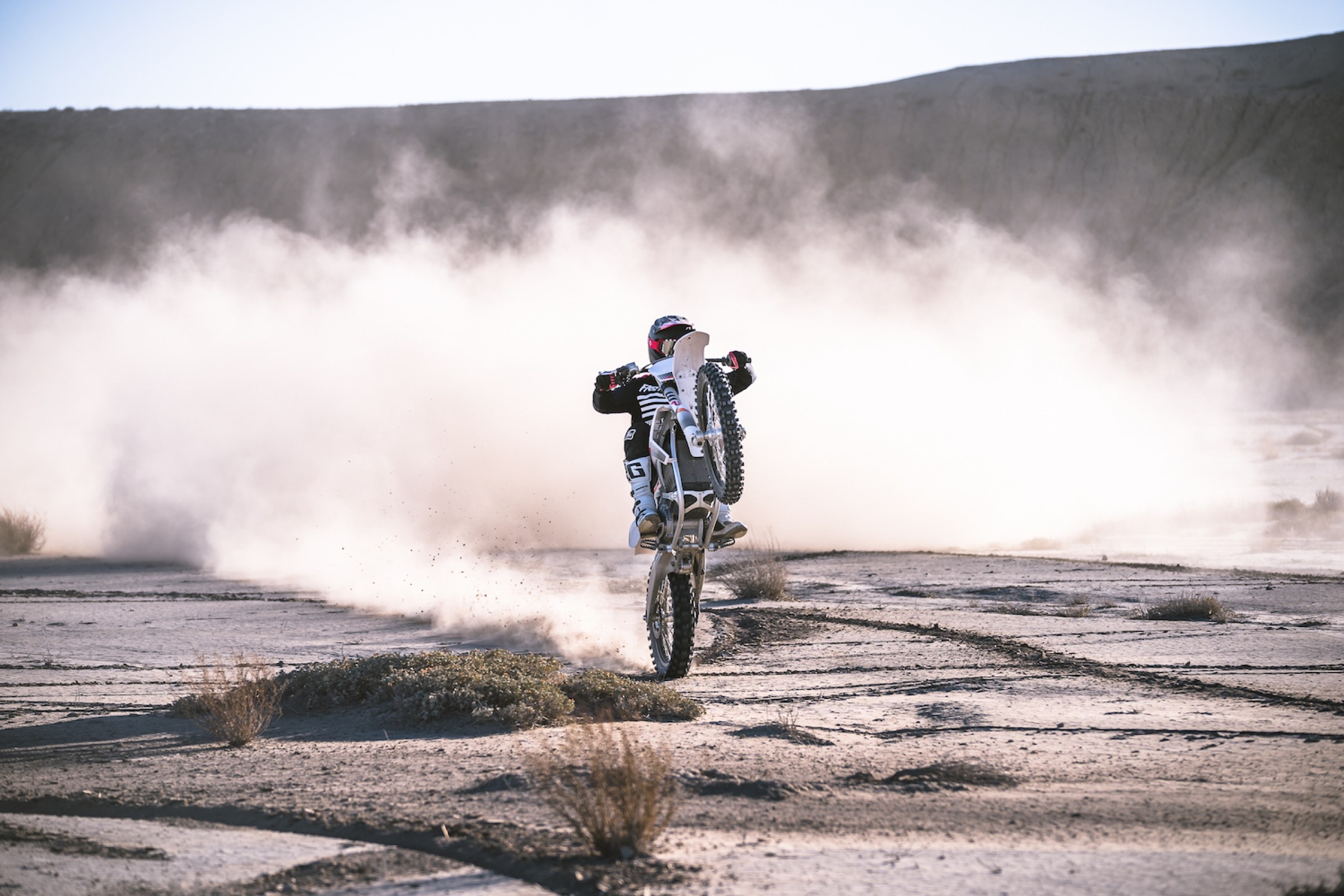 Durham, Bereman Shred the Moon (Kind Of) on the Alta Redshift MXR