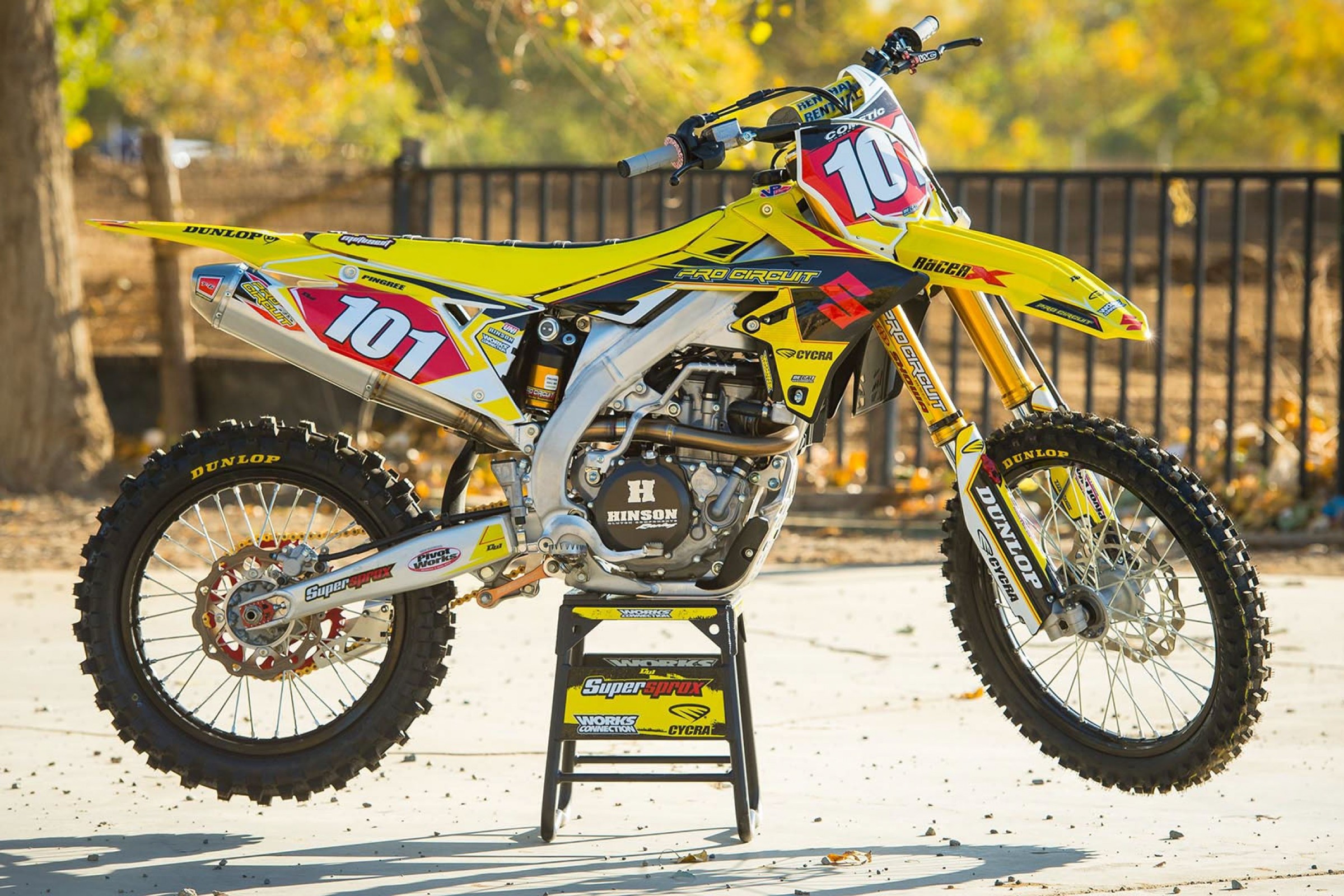 Racer X Films: Garage Build 2018 Suzuki RM-Z450