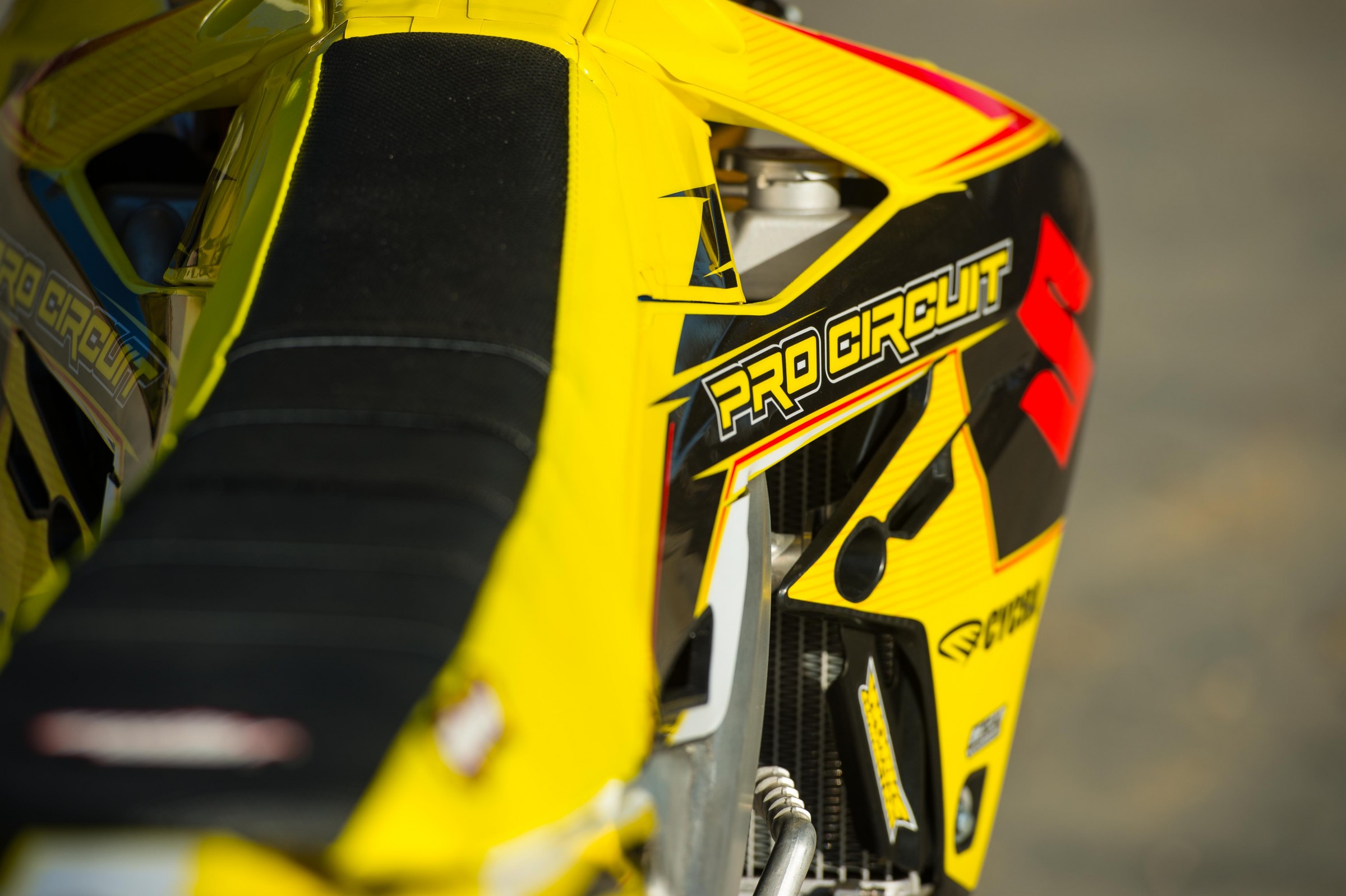 18SuzukiRMZ450Garage-Cudby-0014