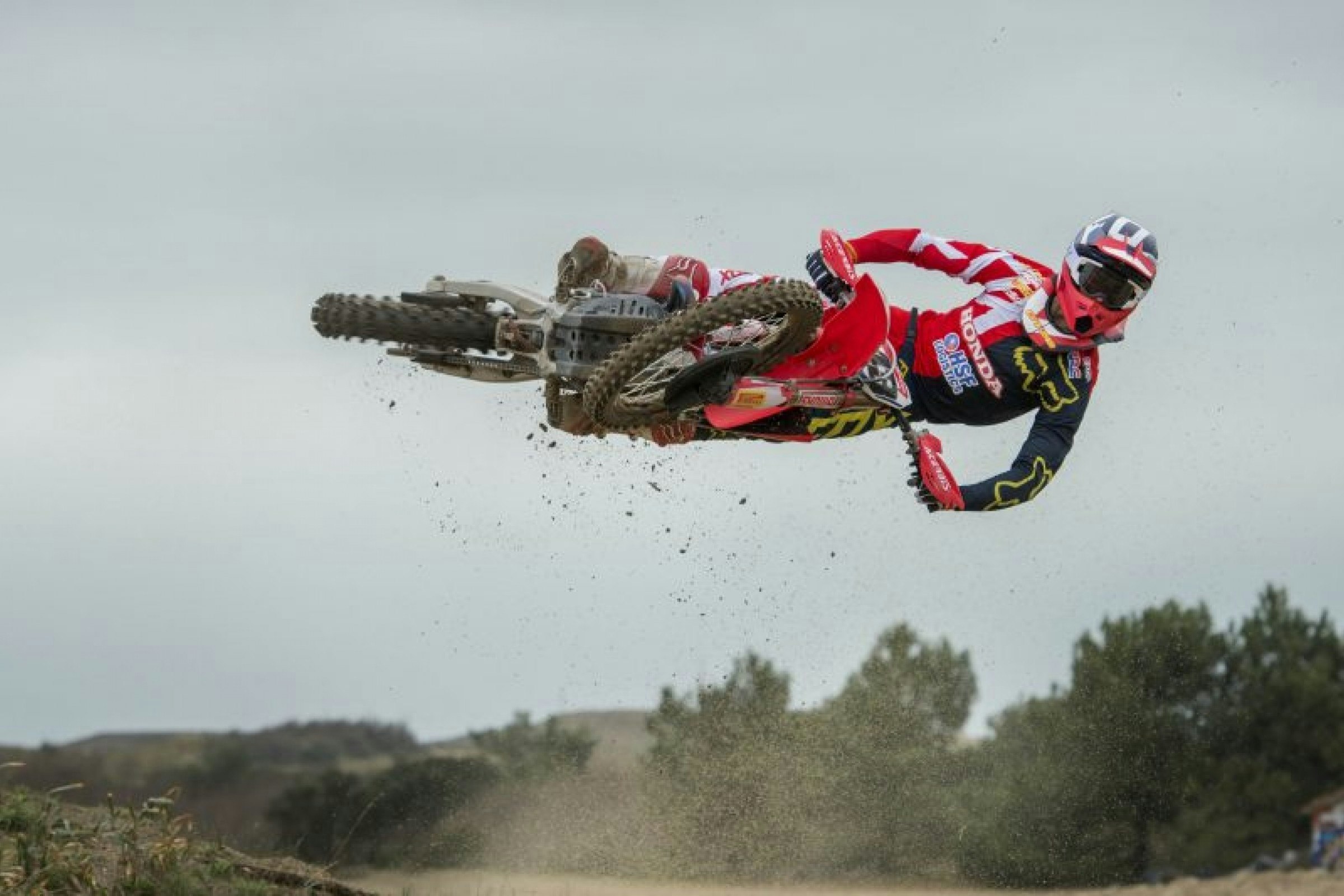 Video: Tim Gajser's Horrific Crash at the Italian Motocross Championship [Update]