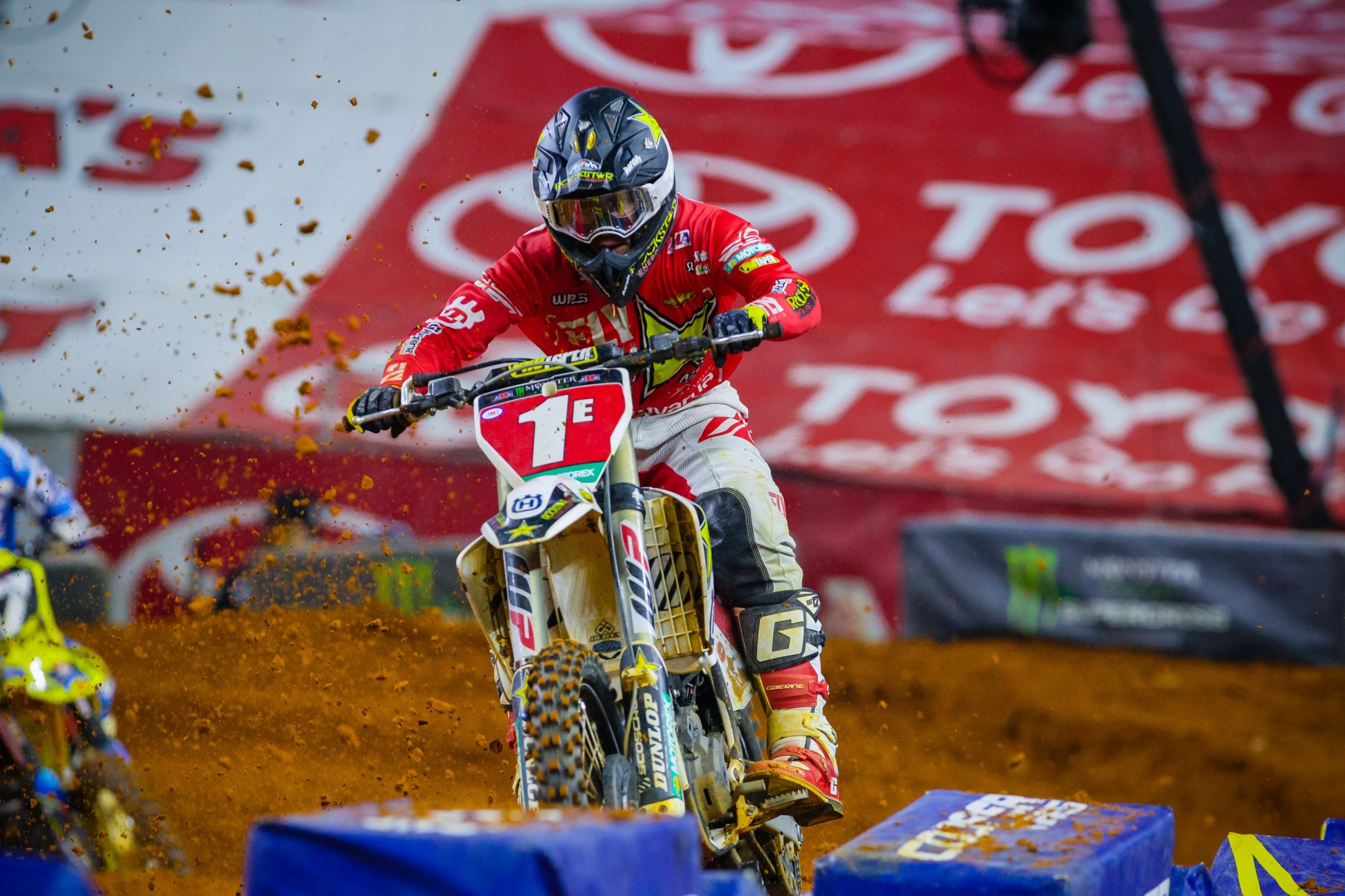 Watch: 2018 Tampa Supercross Qualifying
