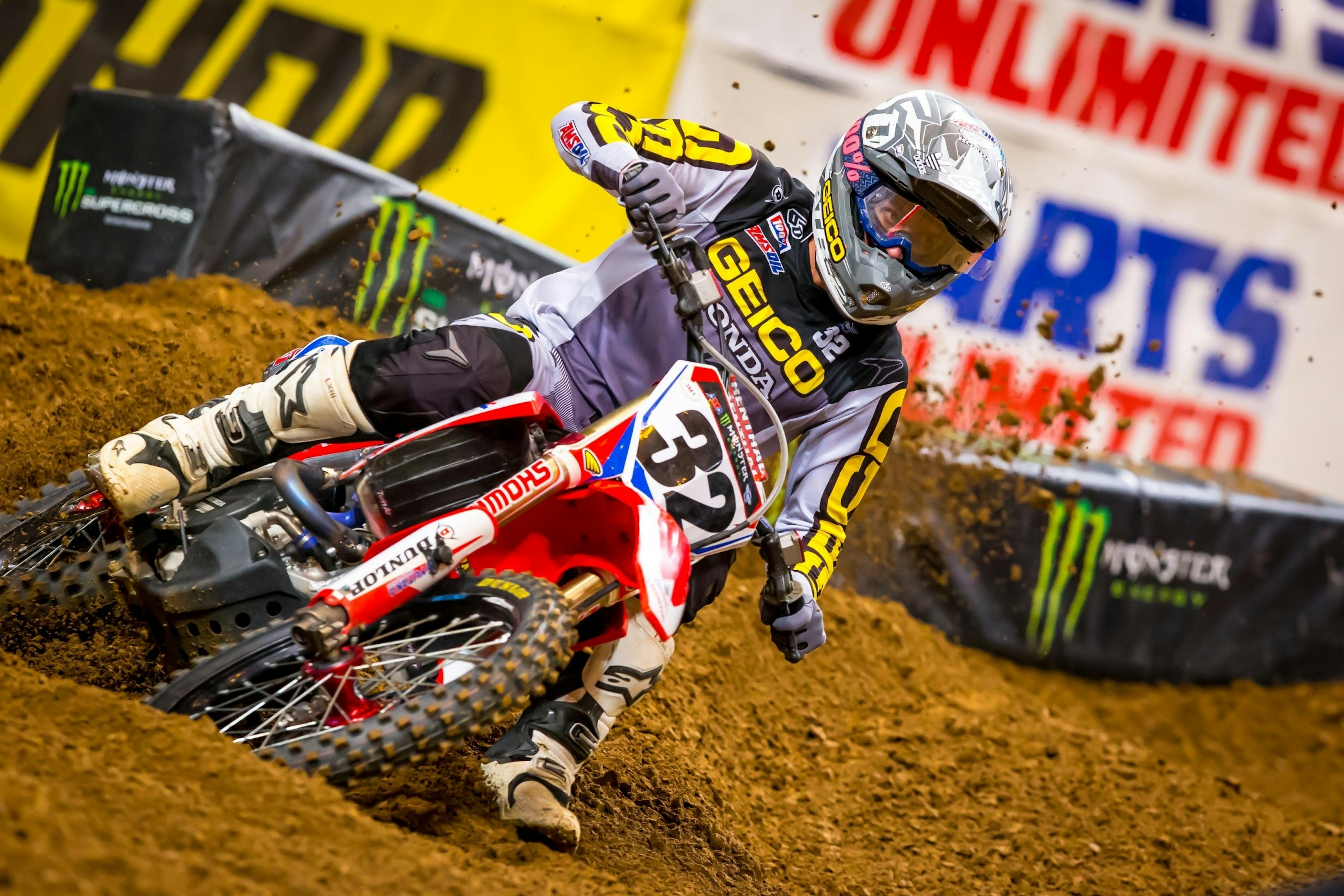 Rider Technique from 2018 St. Louis SX - Supercross - Racer X