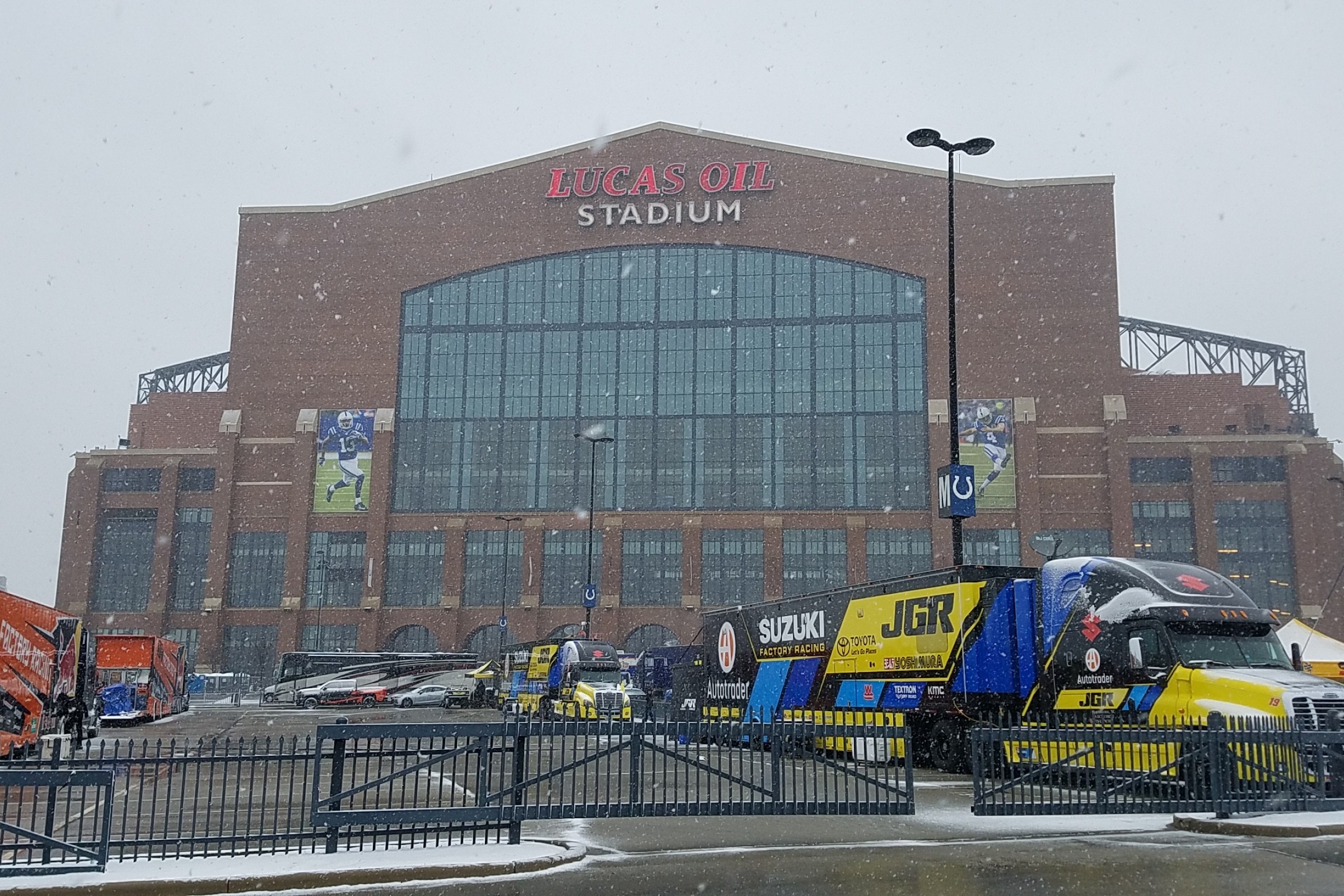 Race Day Feed: Indianapolis