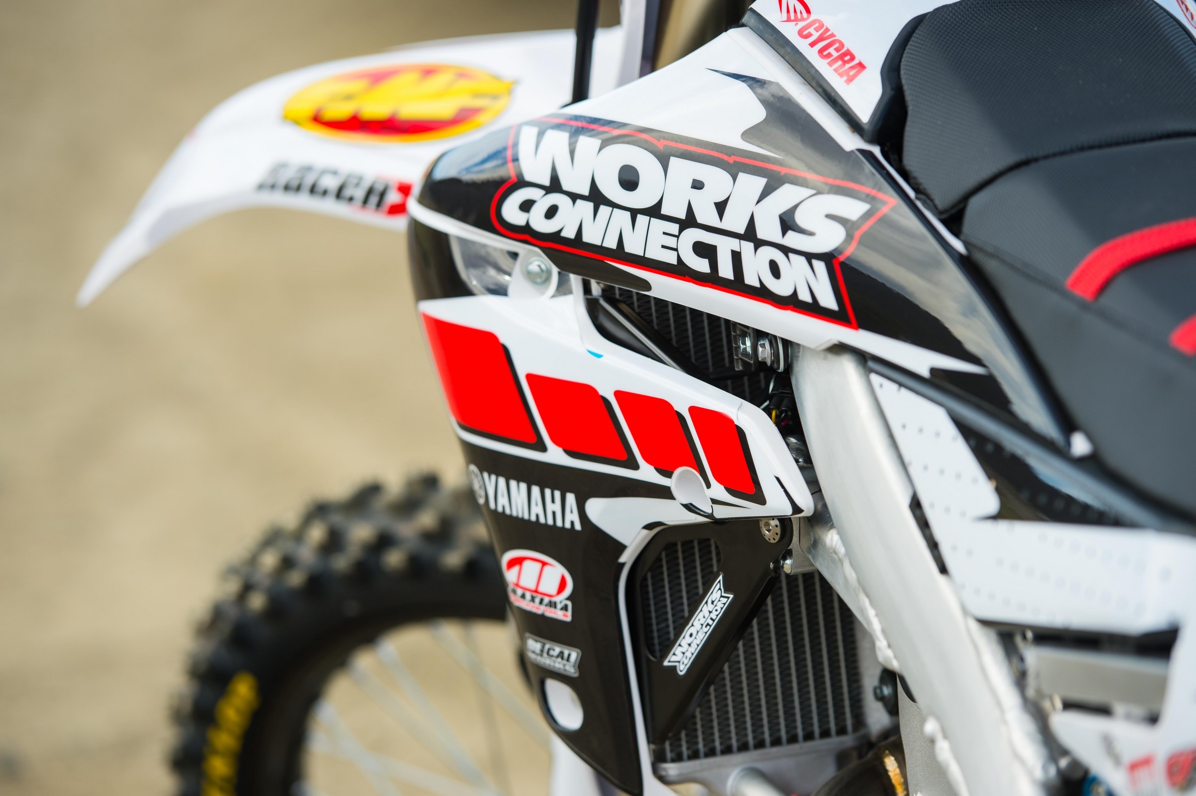 Garage18YZ450-Cudby-008