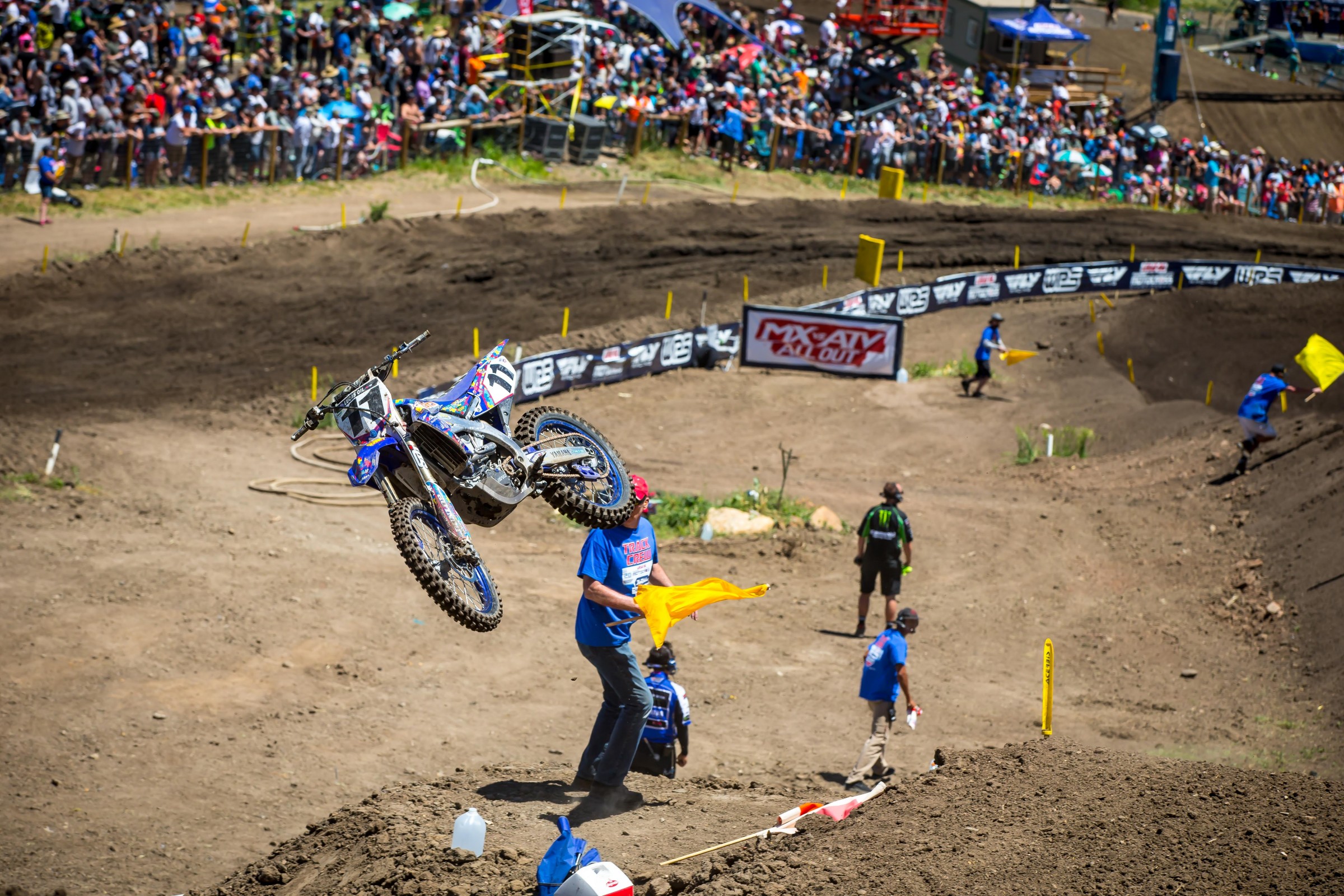 This is what caused the red flag in the first 450 moto