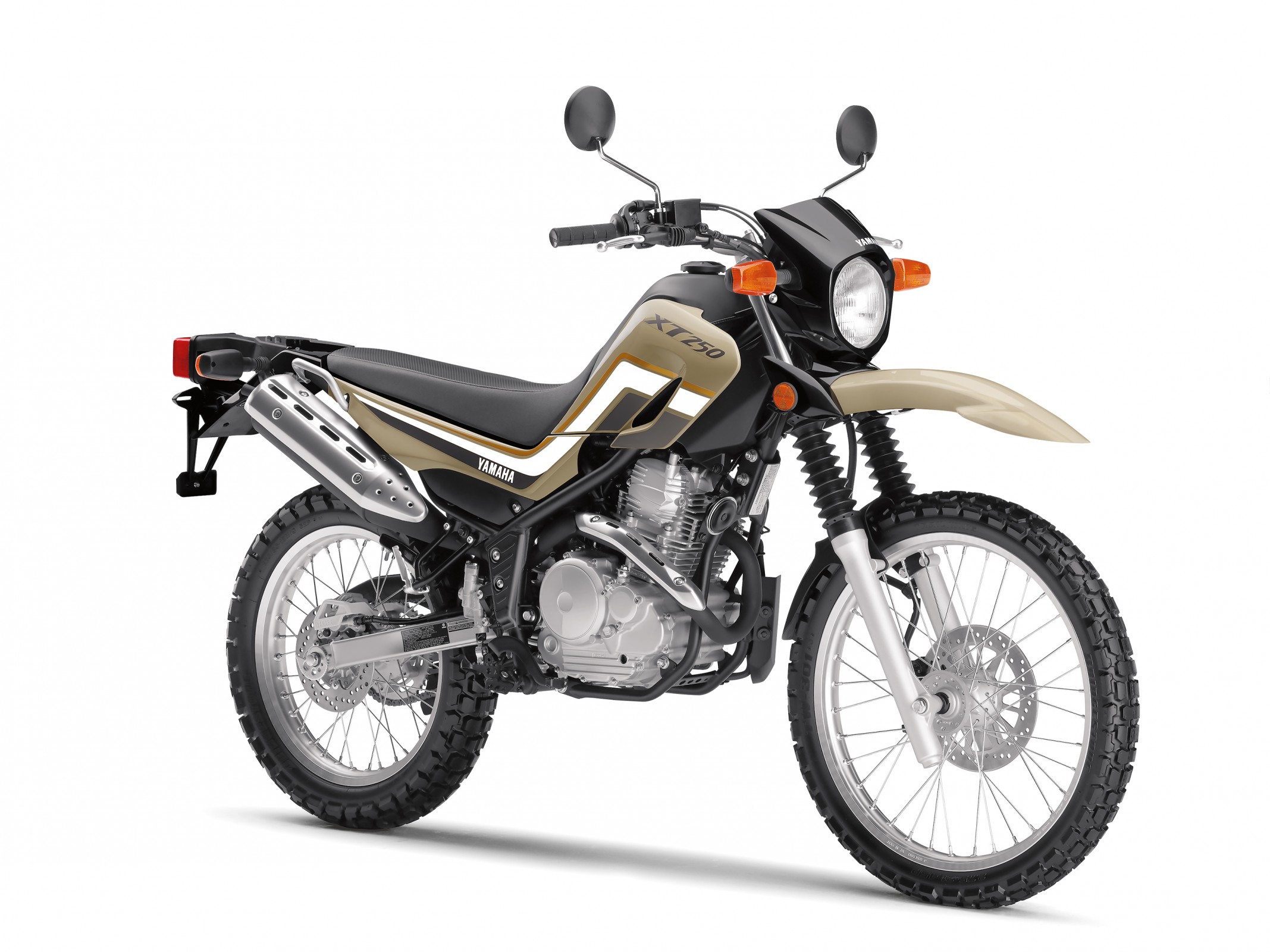 19_XT250_SandyBeige_S3