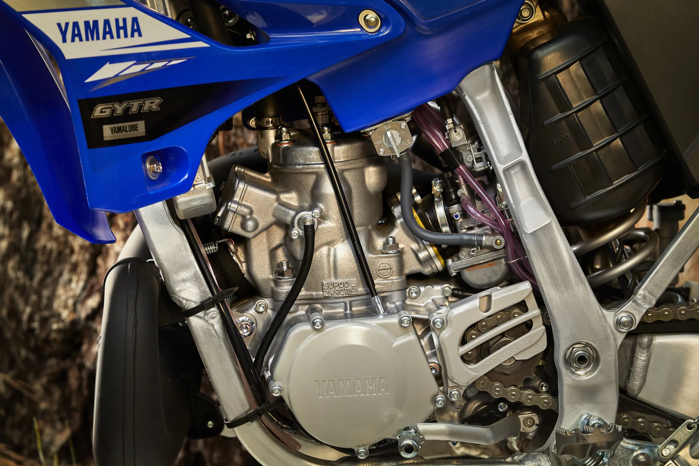 19_YZ250X_TeamYamahaBlue_D08