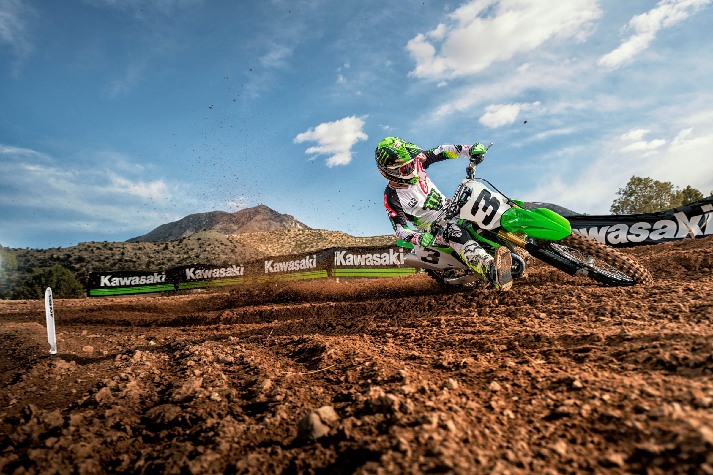 19_KX450JKF_000803_high