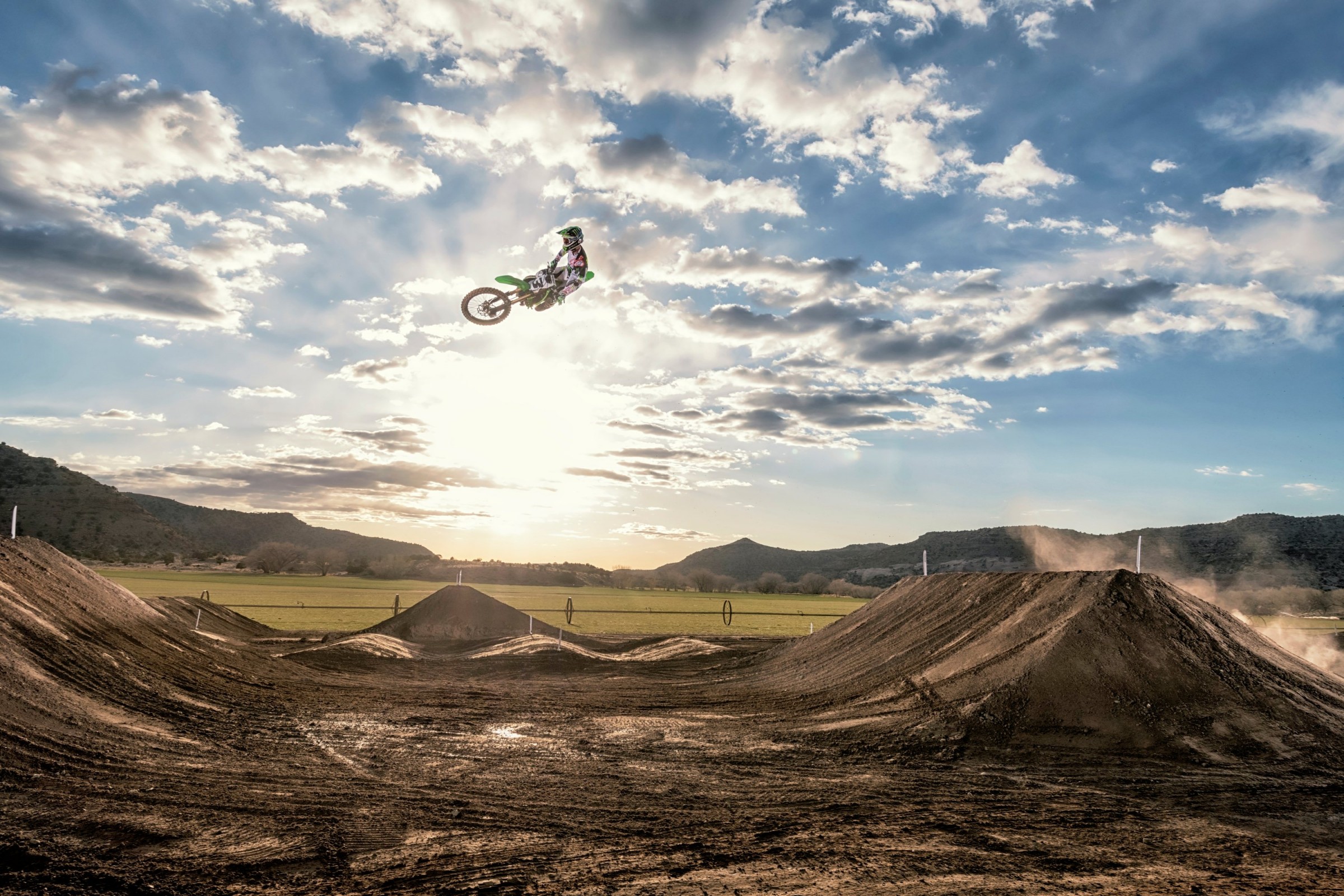 19_KX450JKF_000923_high