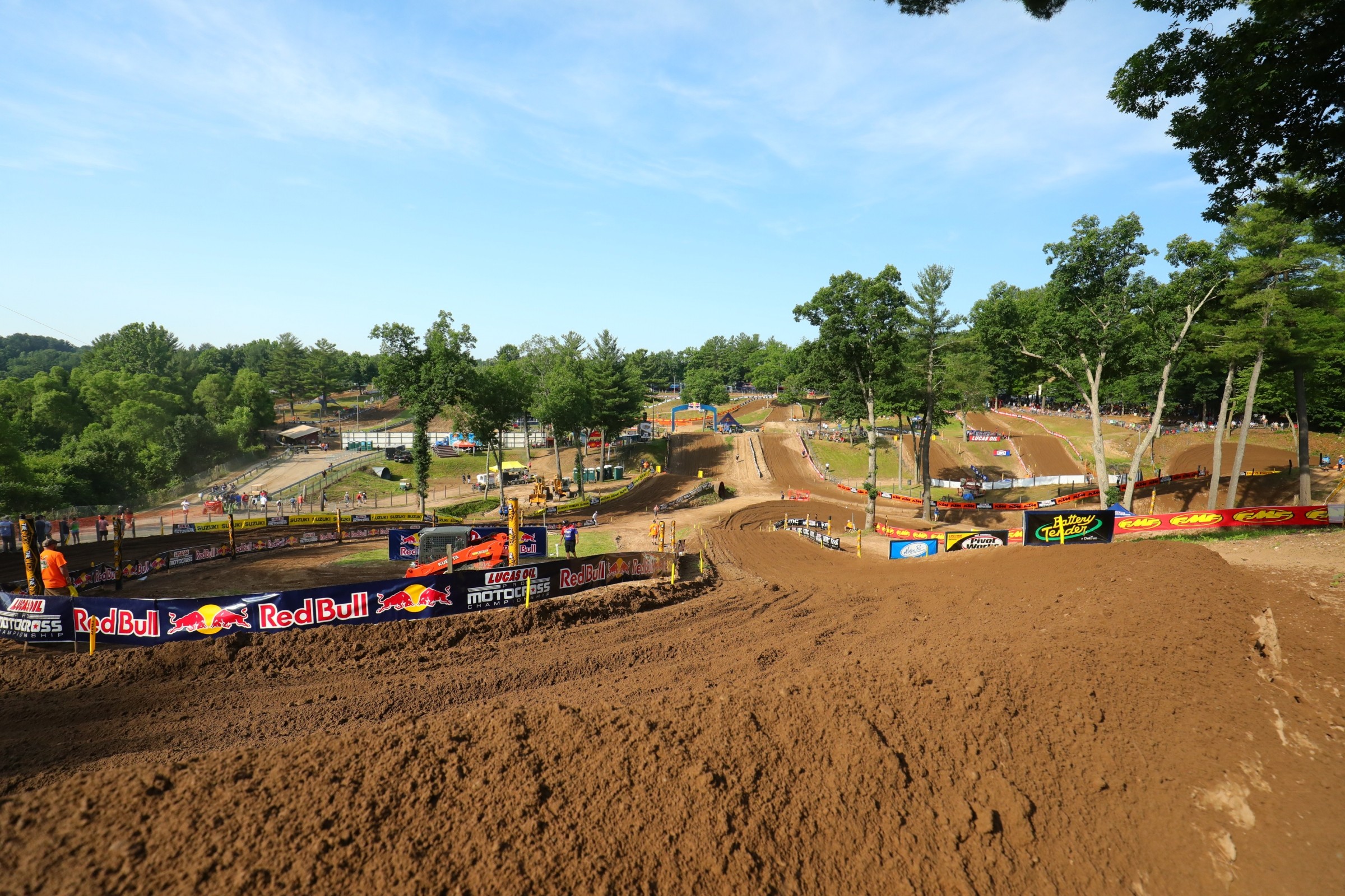 Race Day Feed: Southwick