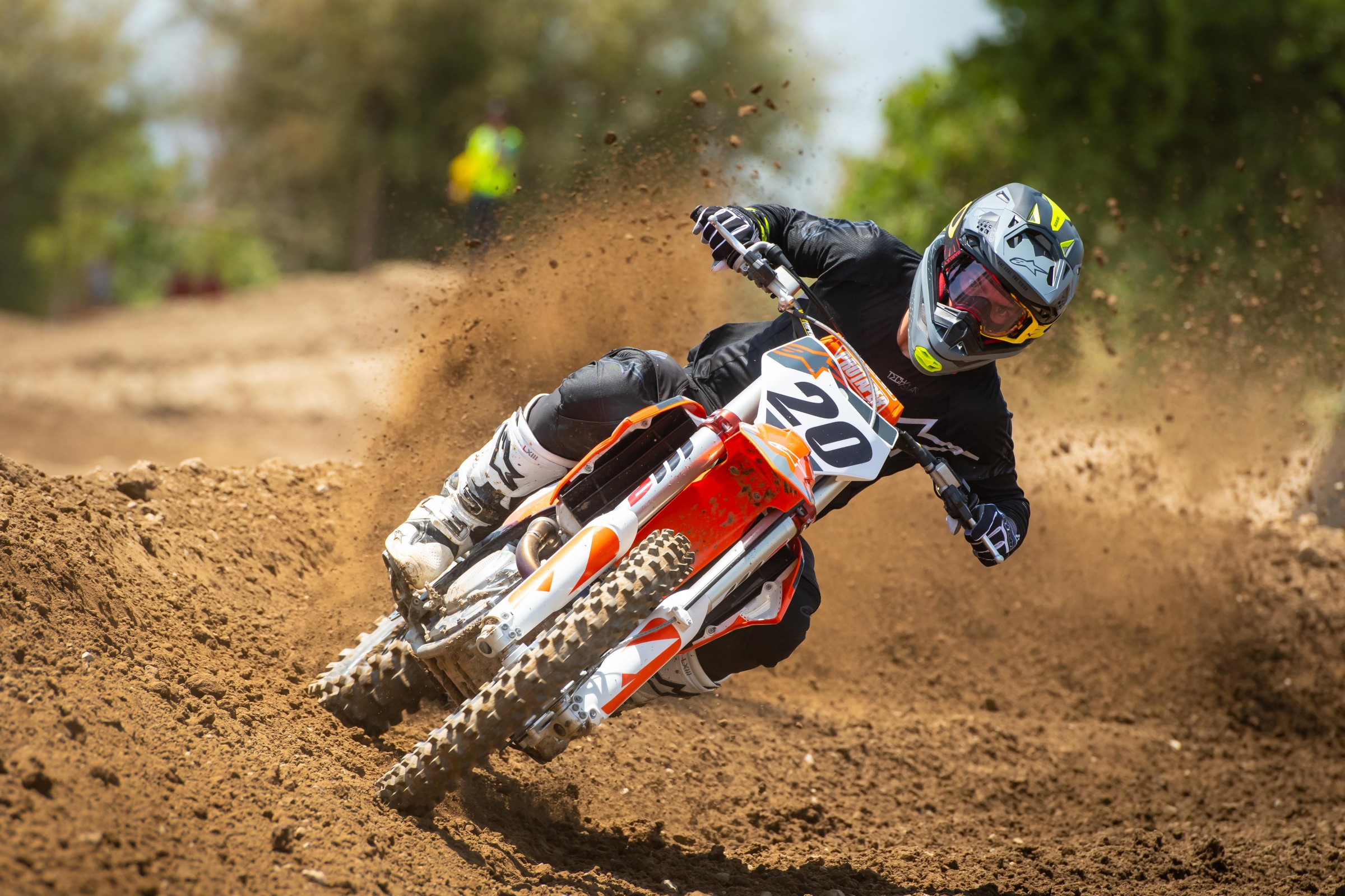 AStarsHelmetIntro-July18-Cudby-018