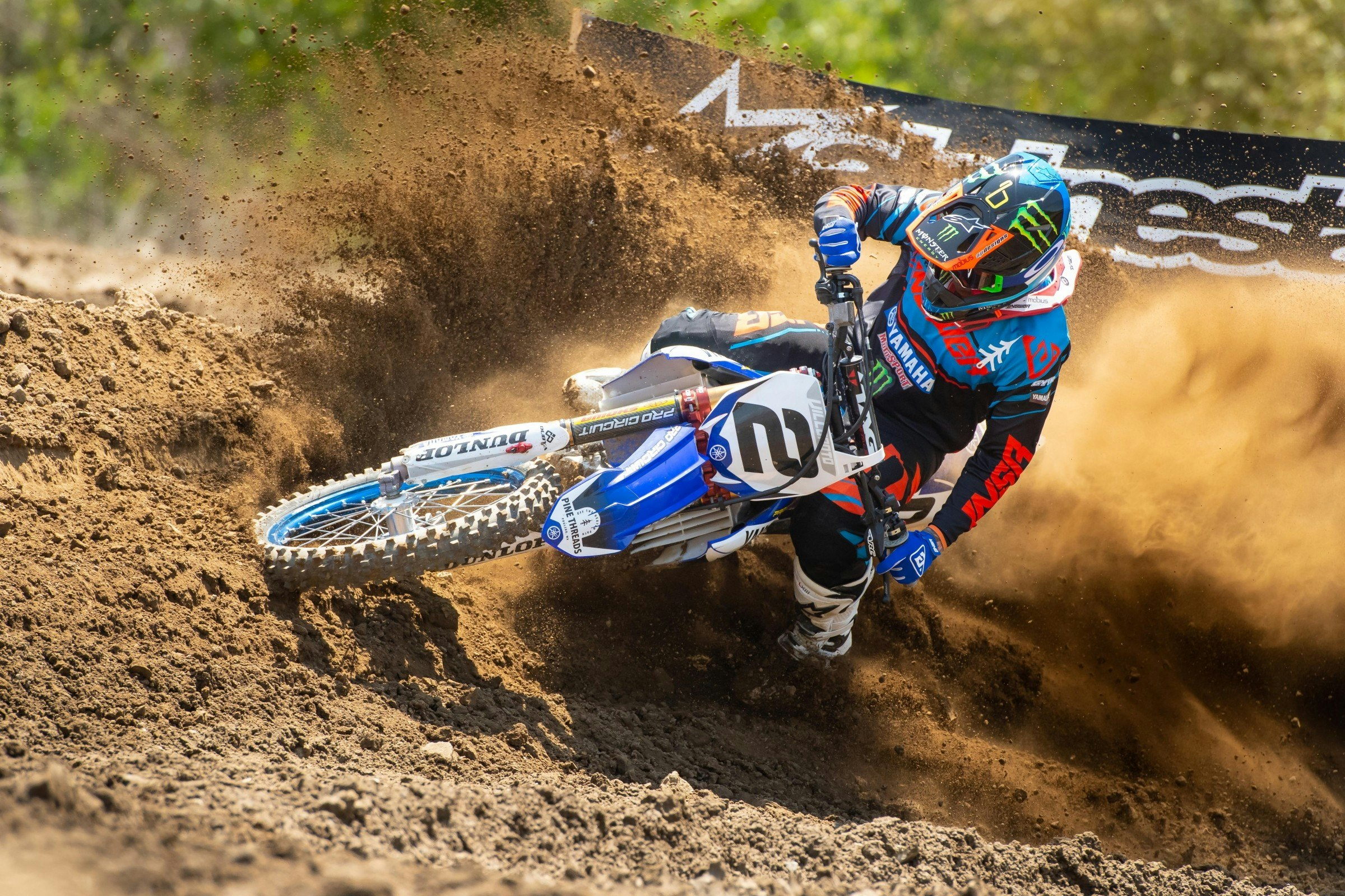 Gallery: Alpinestars Supertech M10 Motocross Helmet Intro