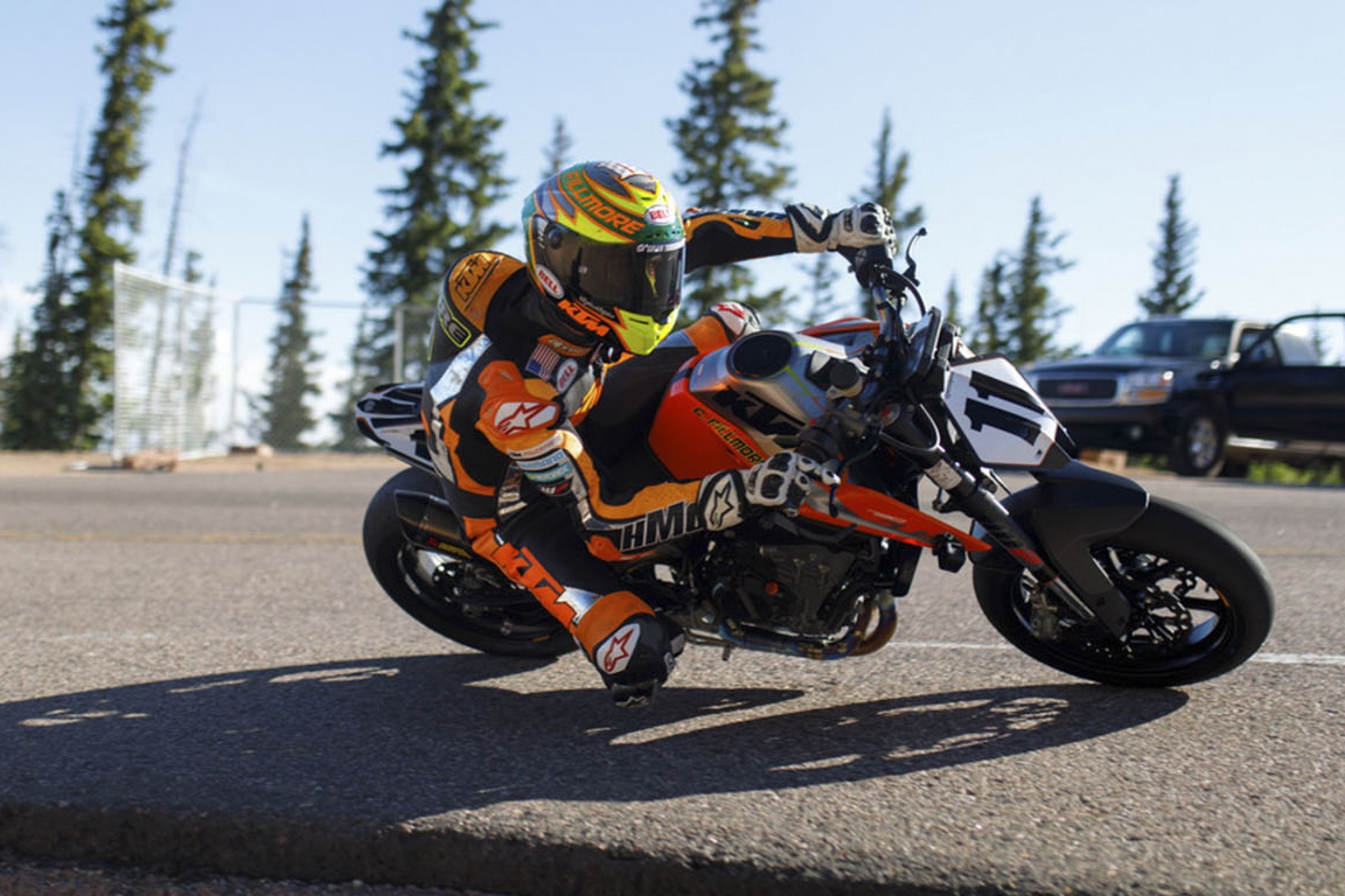 Watch: Chris Fillmore's Record-Breaking Pikes Peak Run